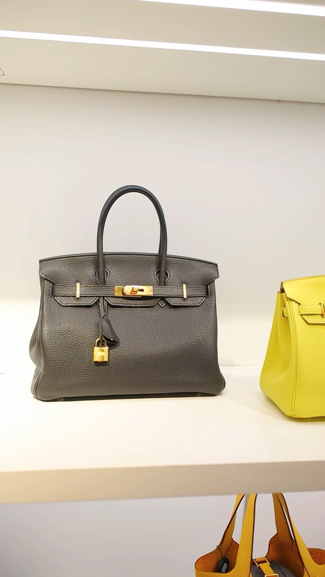 Been thinking about switching out my Chanel Medium Classic Flap from @Fashionphile 🖤
I have it in black caviar, but lately I’ve been leaning more toward black lambskin. Caviar feels a bit more casual, and I love how luxe and dressy lambskin looks definitely more my vibe. So I stopped by Fashionphile to see what they have in-store + online 👀

#LTKdayinmylife