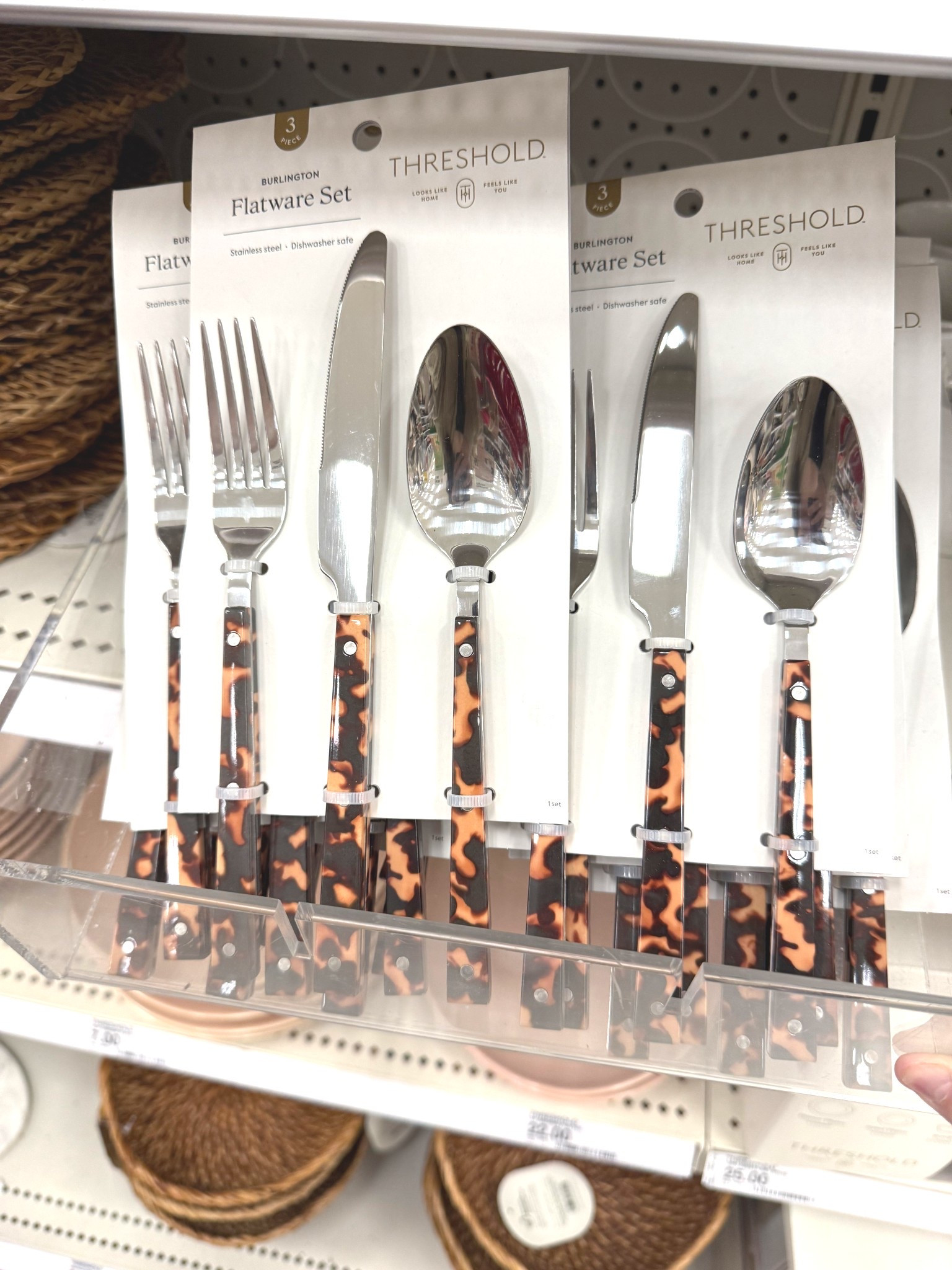 Cutest tortoise silverware set from Target 🙌🏻🤍

#LTKfoodie #LTKHome #LTKdayinmylife