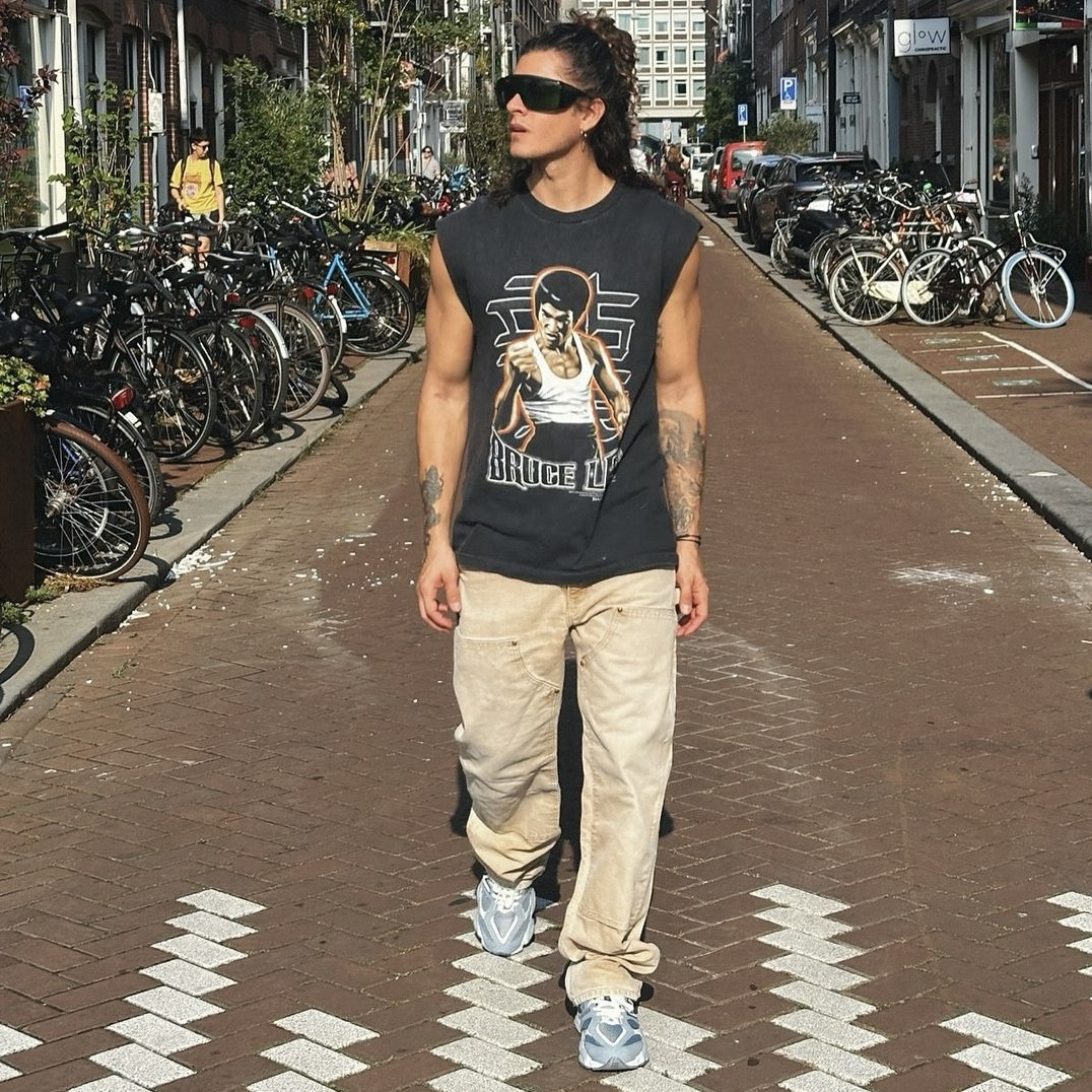 Amsterdam fit
▪️New Balance 9060
▪️Bruce Lee vintage tee
▪️Carpenter pants

#travel #mens #vintage #newbalance #fashion

#LTKStyleTip #LTKTravel #LTKMens