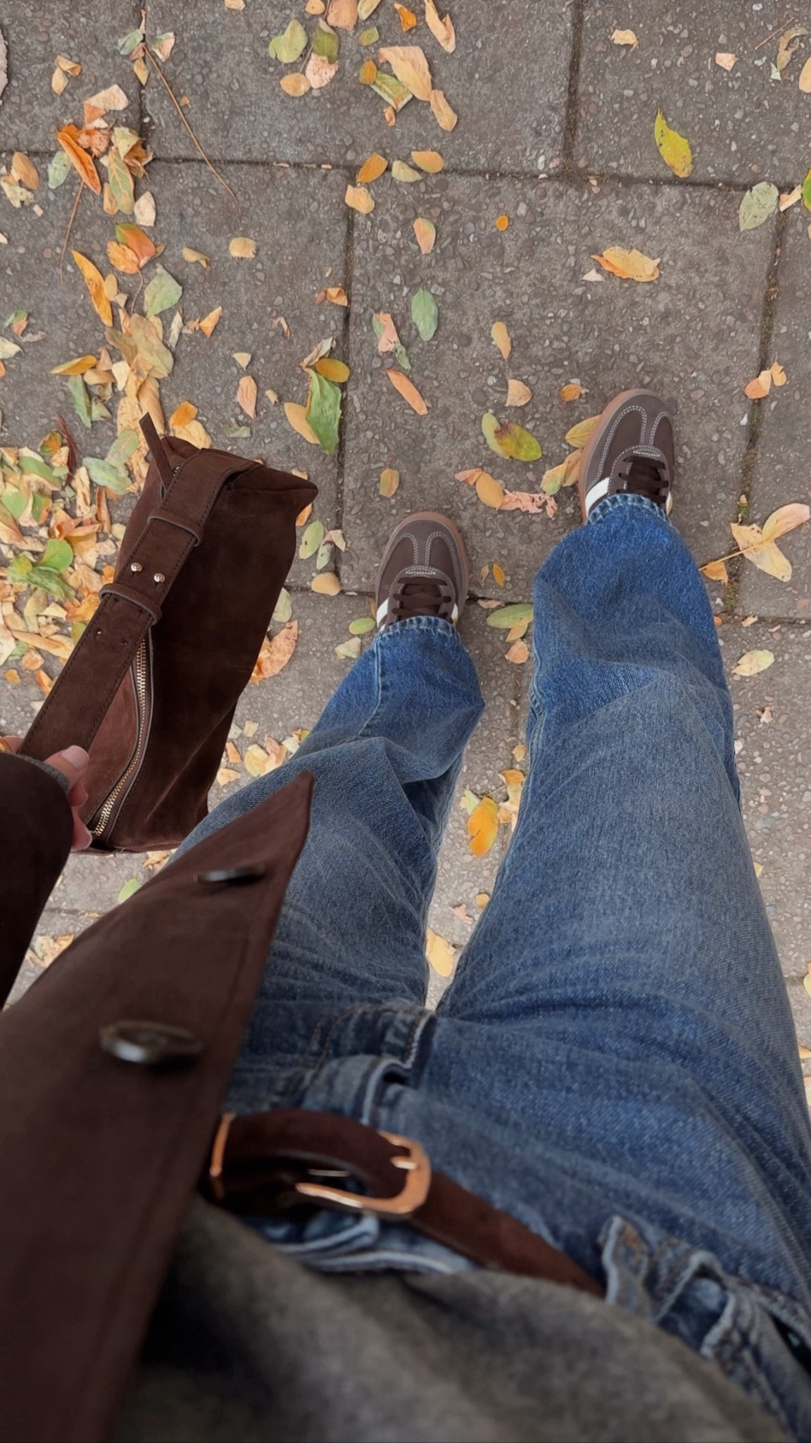 #LTKautumn #LTKbag #LTKjeans