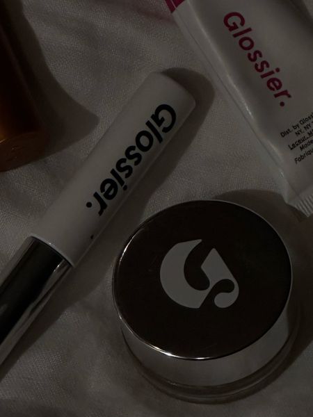 BEST OF: GLOSSIER #glossier 

#LTKbeauty