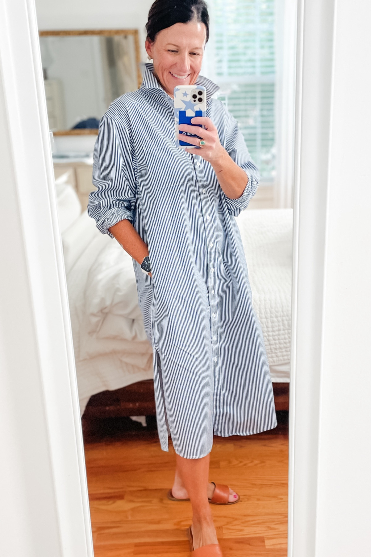 You know I love my stripes! And a good button down 😉 This is the best of both worlds, and a comfortable “teacher dress” for the fall! 