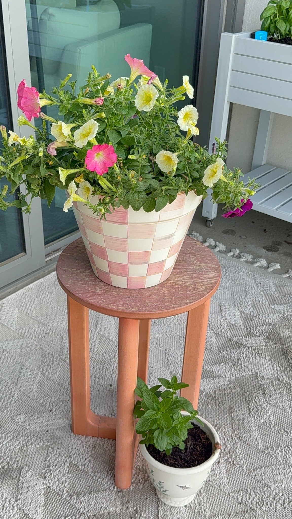 I’ve been neglecting my balcony for months… and I forgot how much I love my apartment garden 🥹 #WayfairPartner #wishyouwerehere  #outdoor #Wayfair @Wayfair #ad