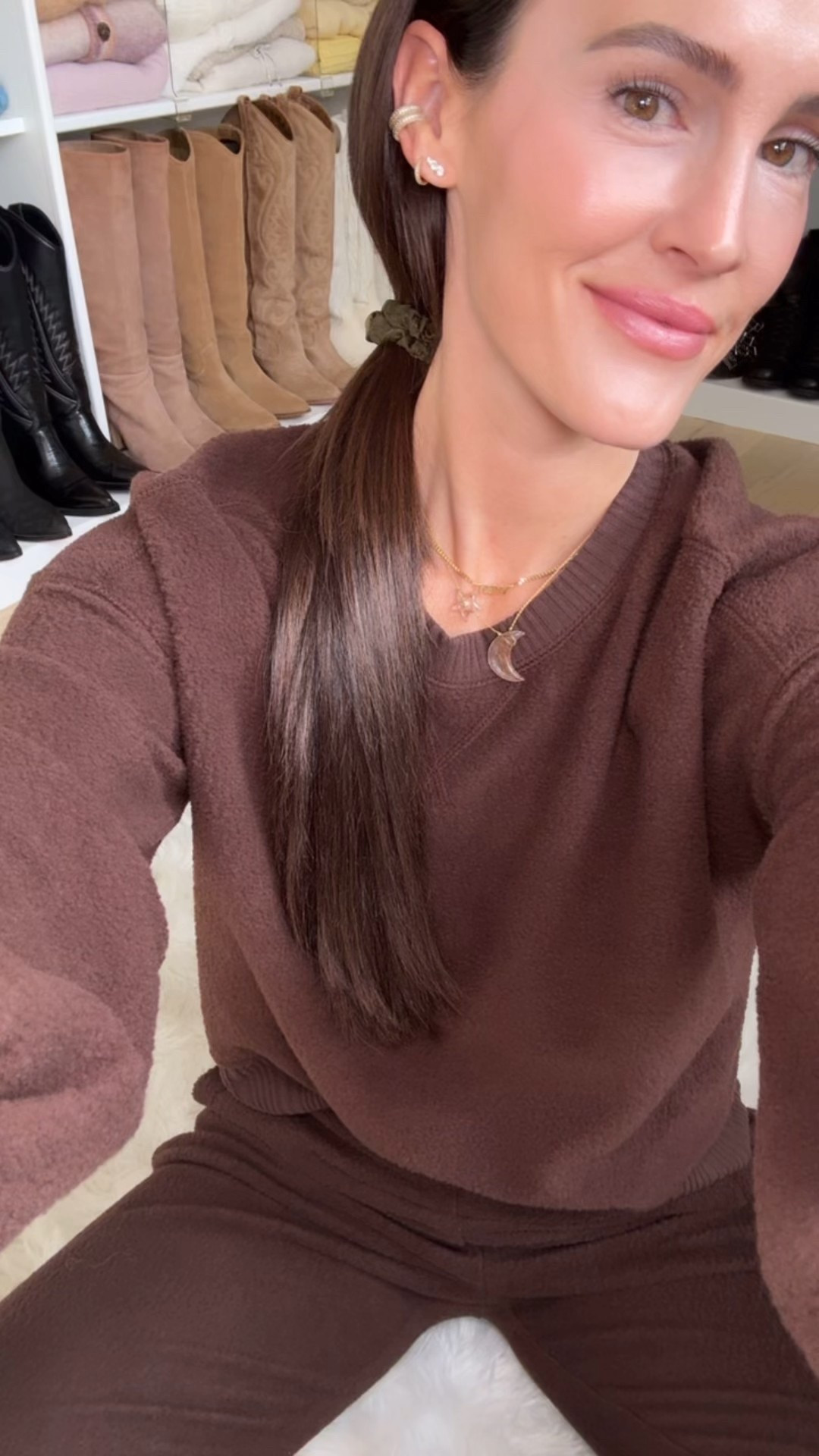 Brown Teddy set from Target! Wearing smalls. $30 sweatshirt and joggers 🐻🐻

Fall outfit
Loungewear 

#LTKSeasonal #LTKHoliday #LTKFindsUnder50