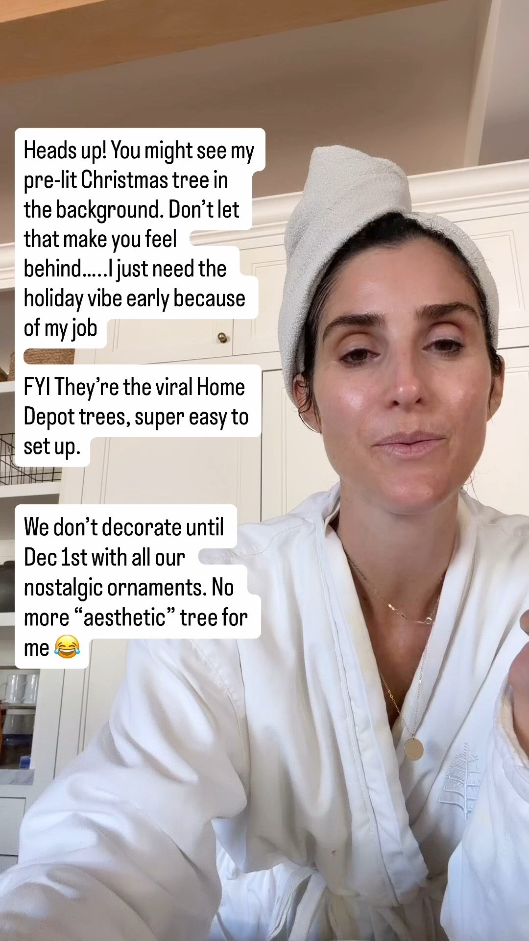 So excited to start sharing my favorite holiday must haves❤️ This pre-lit Christmas tree is a must, linking similar trees as well🎄 
StylinByAylin, Aylin #christmasdecor #holidaymusthaves #christmastree #holidaydecor #christmas #holidayfavorites

#LTKHoliday #LTKSeasonal #LTKHome