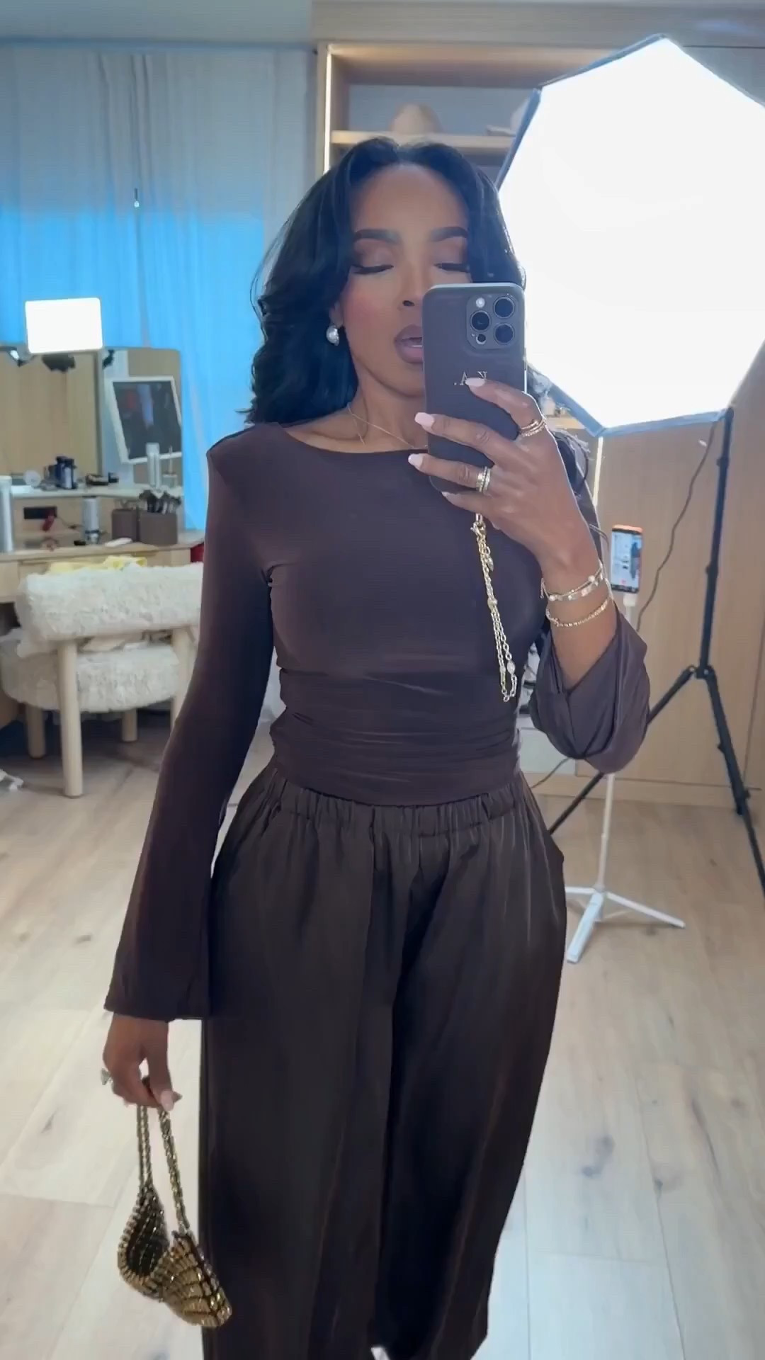 ✨ Chocolate Monochrome Moment

Rich brown tones done right. This elevated monochrome look feels luxe but effortless, with fluid tailoring that moves with you and instantly polishes the silhouette. Each piece is easy to restyle separately, so the cost per wear keeps dropping—this is a long-term shopping strategy kind of outfit.

Perfect for:
• Dinner dates
• Events or celebrations
• Elevated nights out

📏 Sizing:
Top: Small  
Pants: 27 Long  
Heels: True to size  
Bag: One size  

Measurements:
5’4” · 138 lbs · 34D · 27” waist · 40” hips

Tap to get details.

Monochrome outfit ideas, brown outfit inspiration, elevated evening looks, chic neutral outfits, timeless wardrobe staples styled multiple ways.

Follow me on Instagram and YouTube @kirasfashionfinds

#LTKPetite #LTKootd