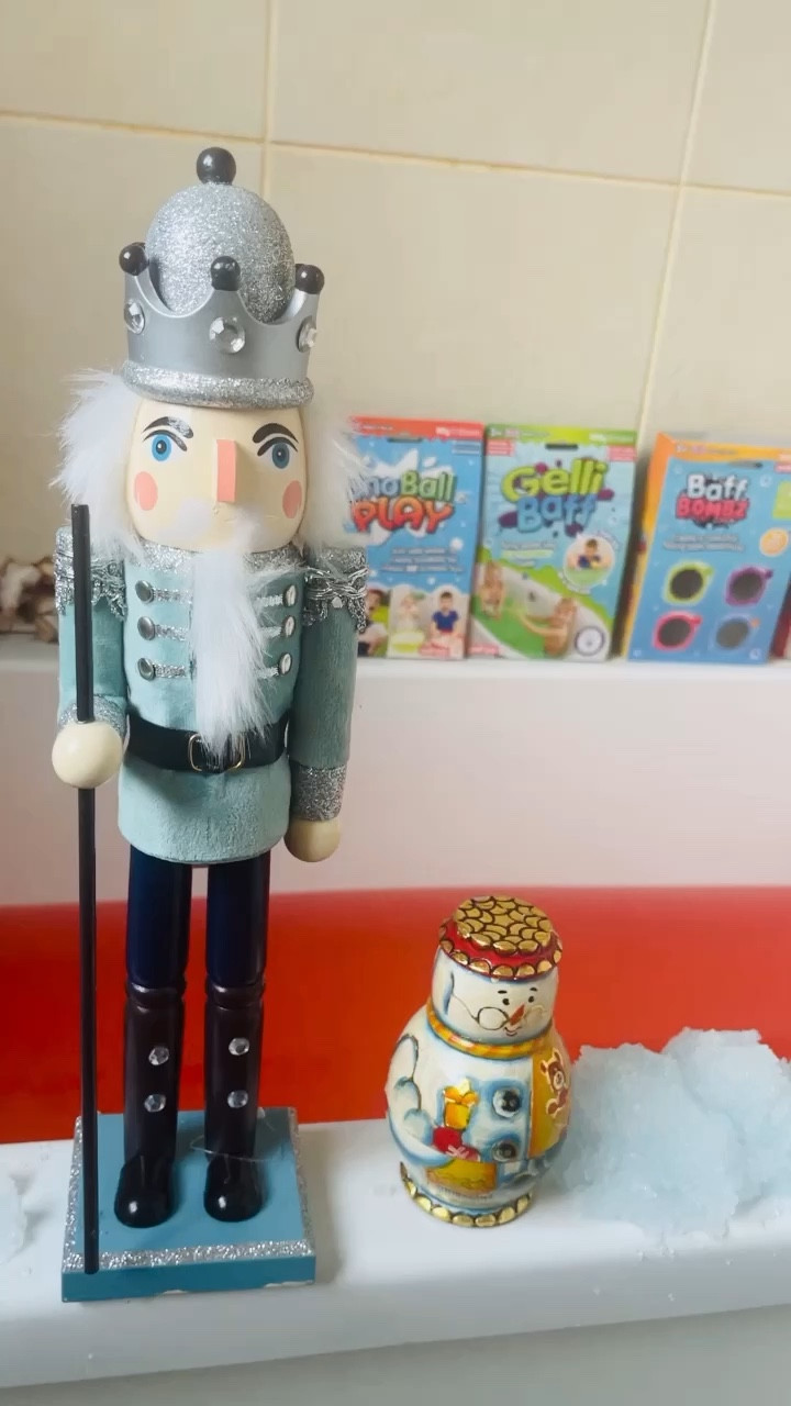 If you’re looking for some festive creative toys that will keep kiddies entertained for ages , these are the ones ! These would be perfect as Christmas Eve gifts . Everything is so easy to make , you literally just add water or add to a bath of water and voila! Hours of fun . The Gelli snow ball set was an absolute favourite for my kids ! They were playing with snow balls literally seconds after adding water and even took them in a wonderful red slime bath !!! Perfect FESTIVE fun !!!! 🎄😍
#christmasgifts #giftideas #creativetoys #creativesets #christmastoys -#christmasevebox #christmasevegifts #toys #creativesets #toddlertoys #slime #fakesnow 

#LTKfamily #LTKkids #LTKHoliday