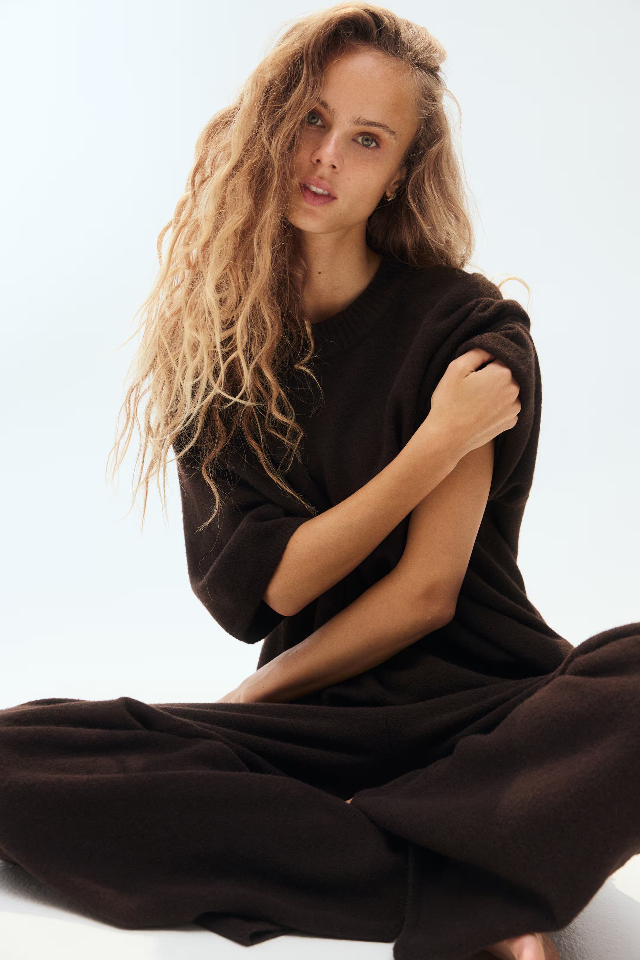 Short-sleeved jumper - Dark brown - Ladies | H&M GB | H&M (UK, MY, IN, SG, PH, TW, HK)