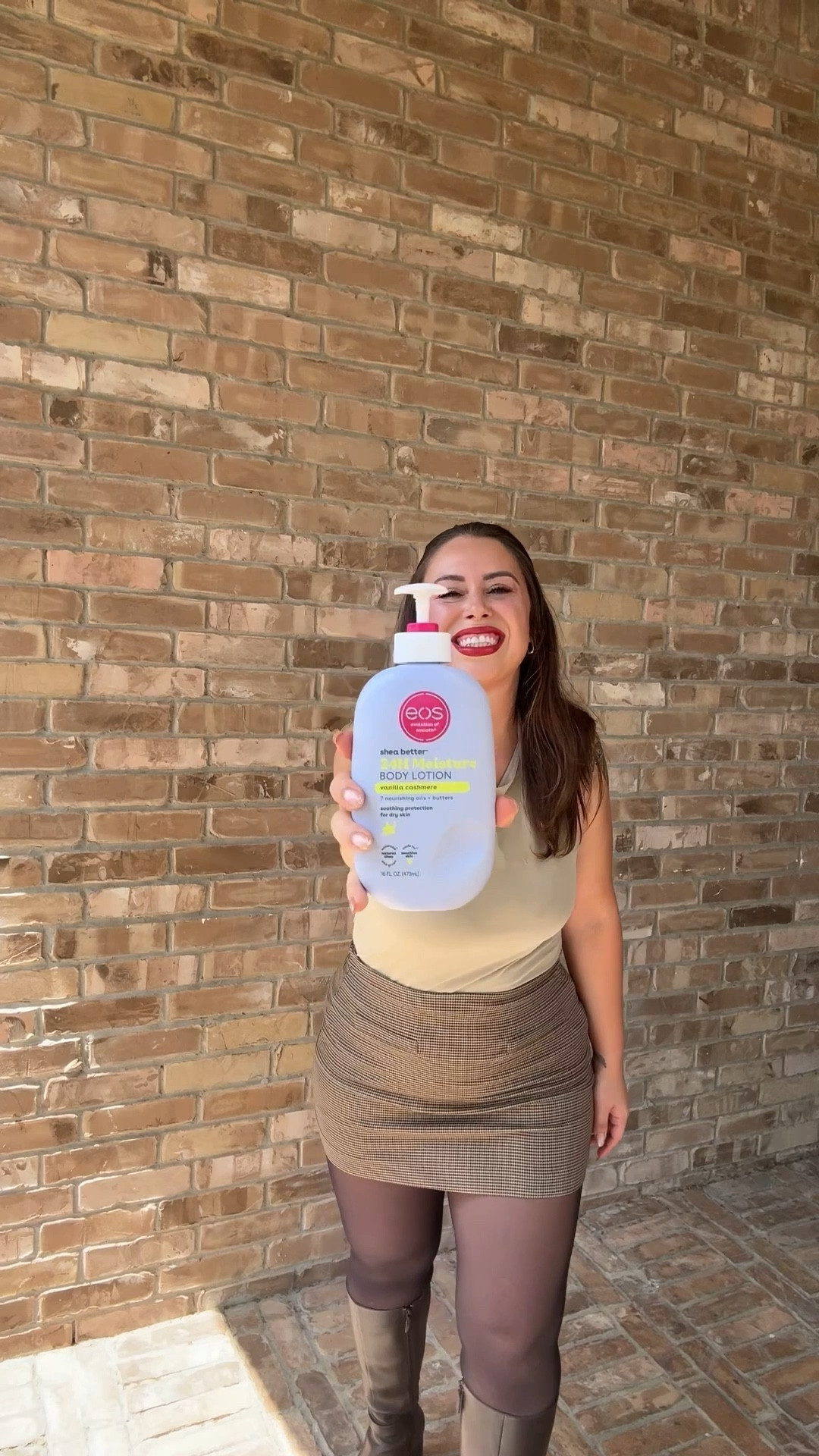 The right to bare arms all season long! Stay hydrated my friends! @eos

#LTKFindsUnder50 #LTKStyleTip #LTKSeasonal