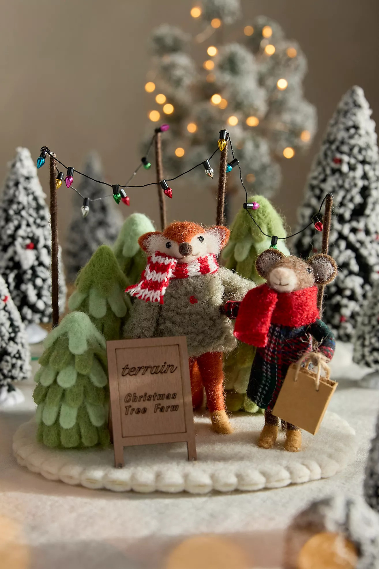 Christmas Tree Farm Felt Critter Scene | Terrain