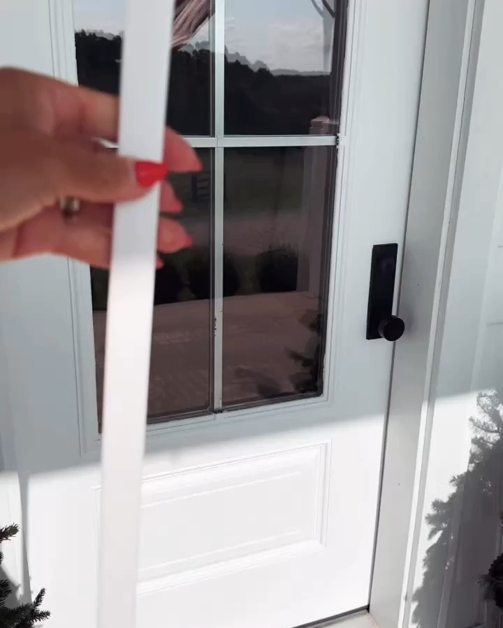 This grid tape is like magic! If you need a new grid on your front door or you wanna add one to your window, this works so good! You measure where you want cut off the roll and pull off the adhesive and it’s perfection!!!