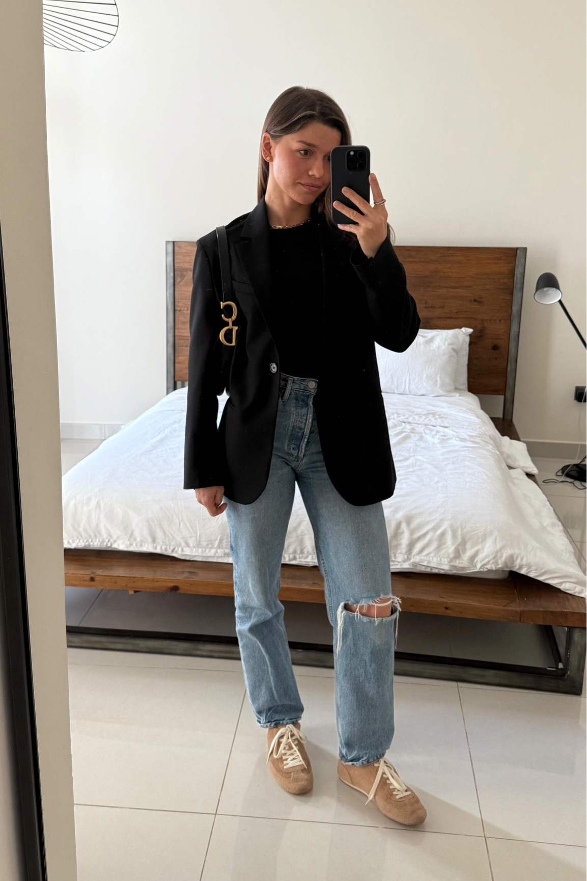 I was bored with all of my clothes, so I wore them again 

Black Blazer, blazer, agolde jeans, Dior saddle bag , suede sneaker , outfit ideas