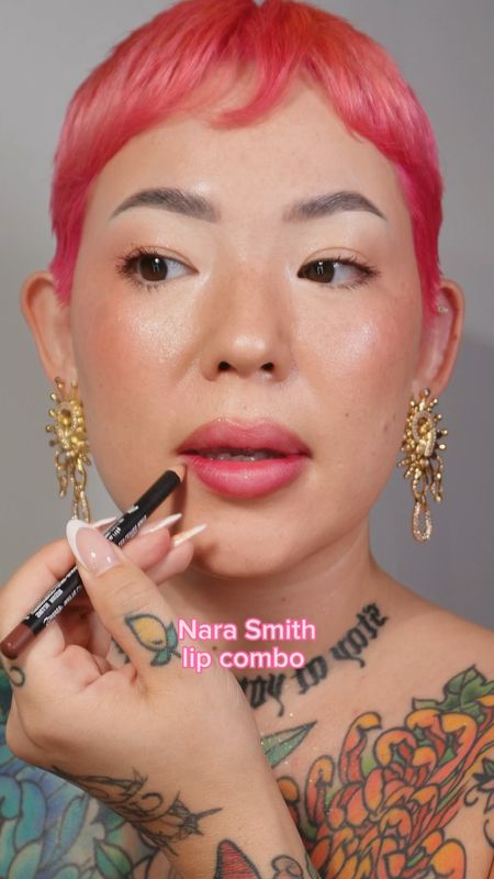 I’m so in love with her lip combo ngl it’s gorgeous and my new fav. I’m definitely a Nara Smith Stan and it’s my first time using the Benetint and OMG OBSESSED 

#LTKBeauty