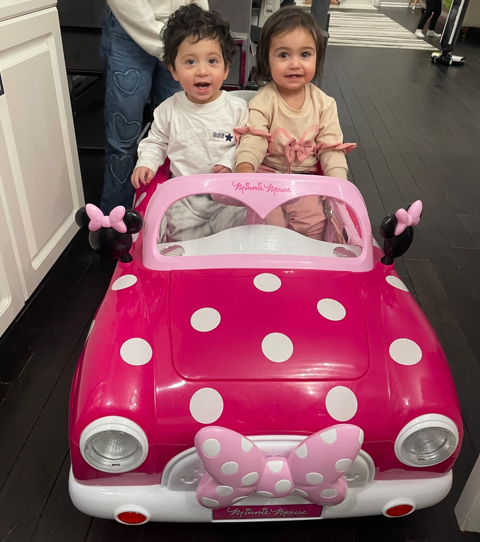 Juliet’s Minnie Mouse Car 🚗🩷