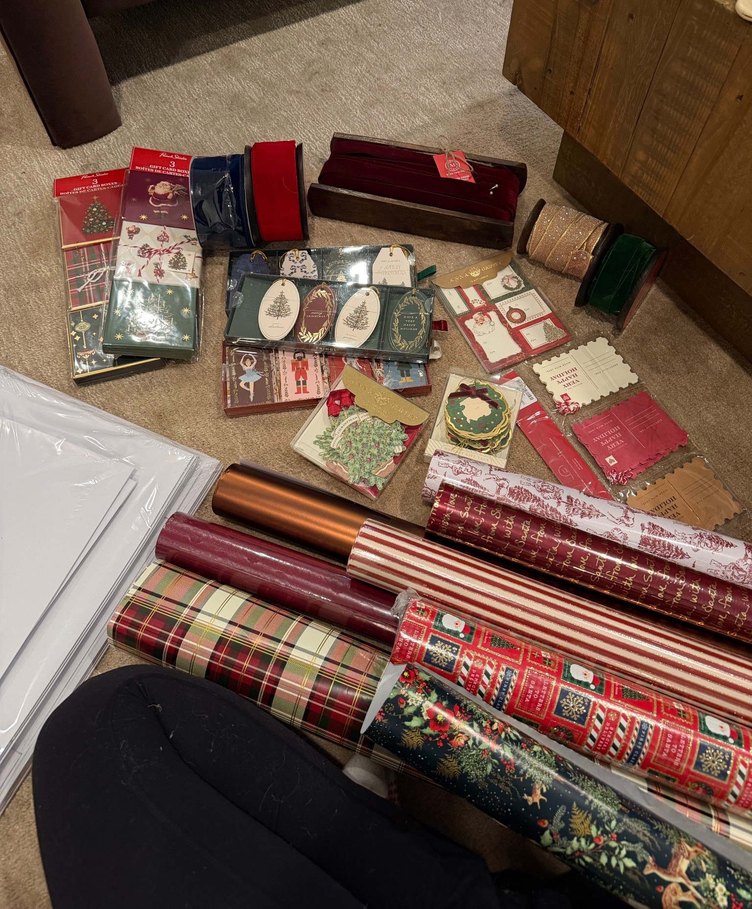 My Christmas tree wrapping this year✨🤍🦌🎄🎅🏾 a modern take on vintage nostalgia and I love it so much! I tried to link what I could find online but everything is from TJ Maxx!

#LTKGiftGuide #LTKHoliday