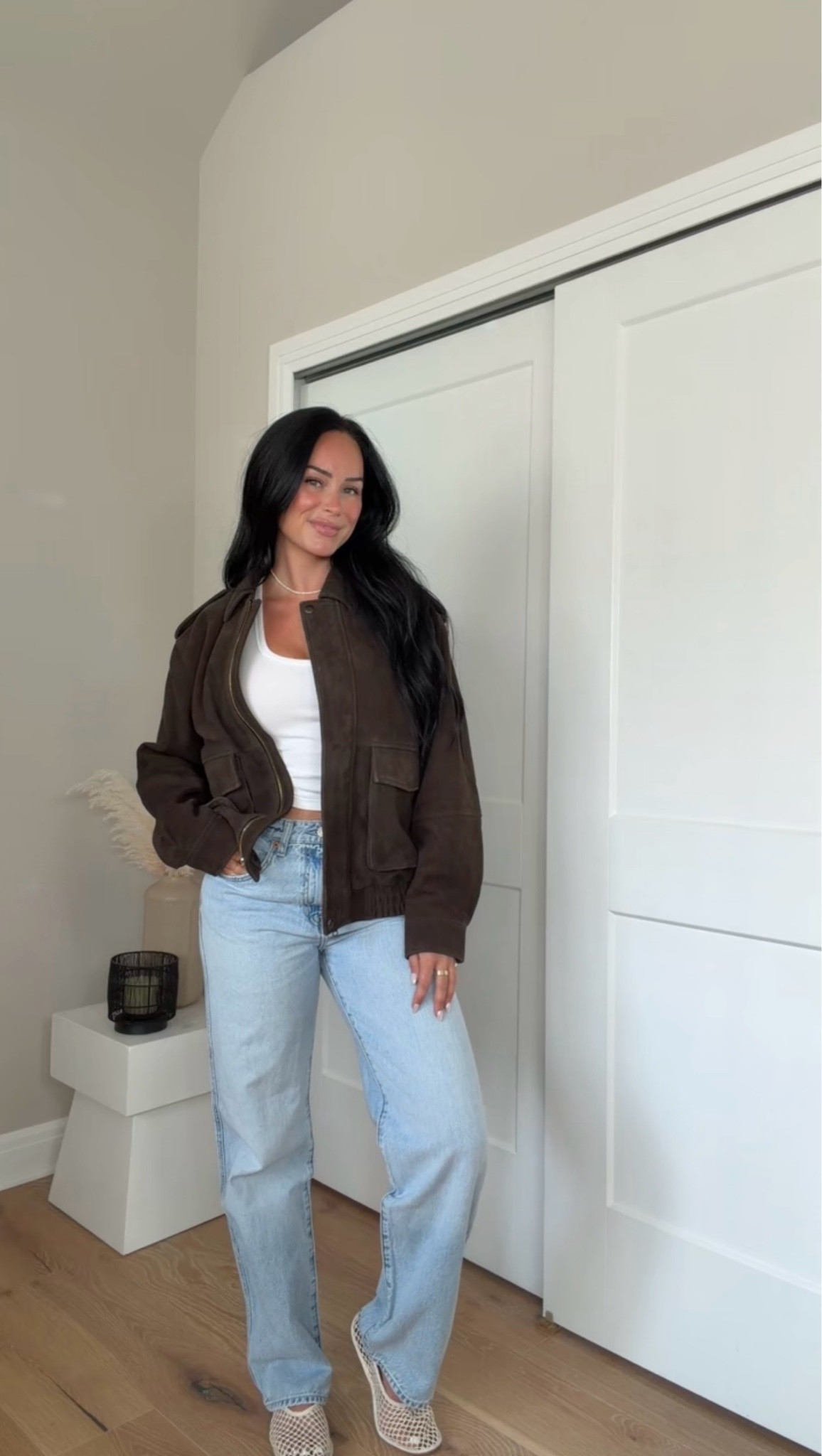 Aritzia Fall Must Haves 🍂

@Aritzia  #aritziapartner


My sizing 5’7, 145lbs, 32dd
Size S tops, size 27 jeans