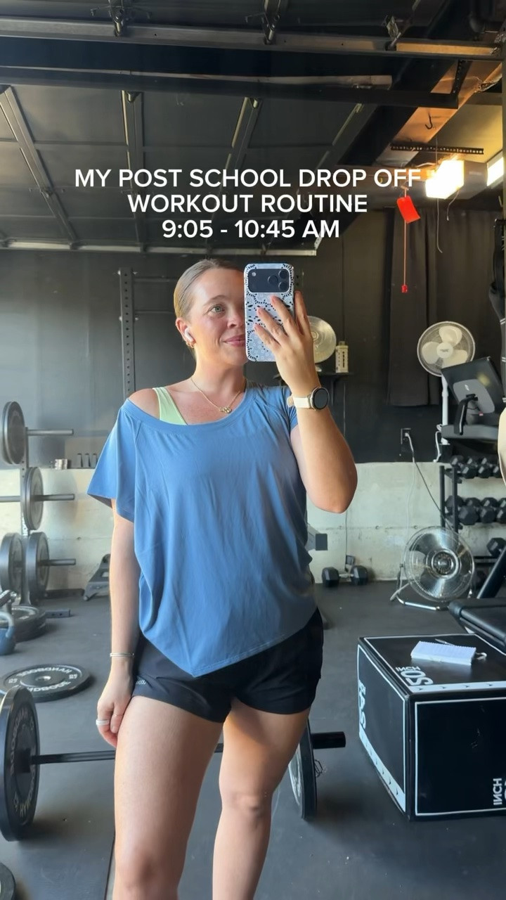 My post school drop off workout routine 💪

#LTKootd #LTKfitnessgoals #LTKActive