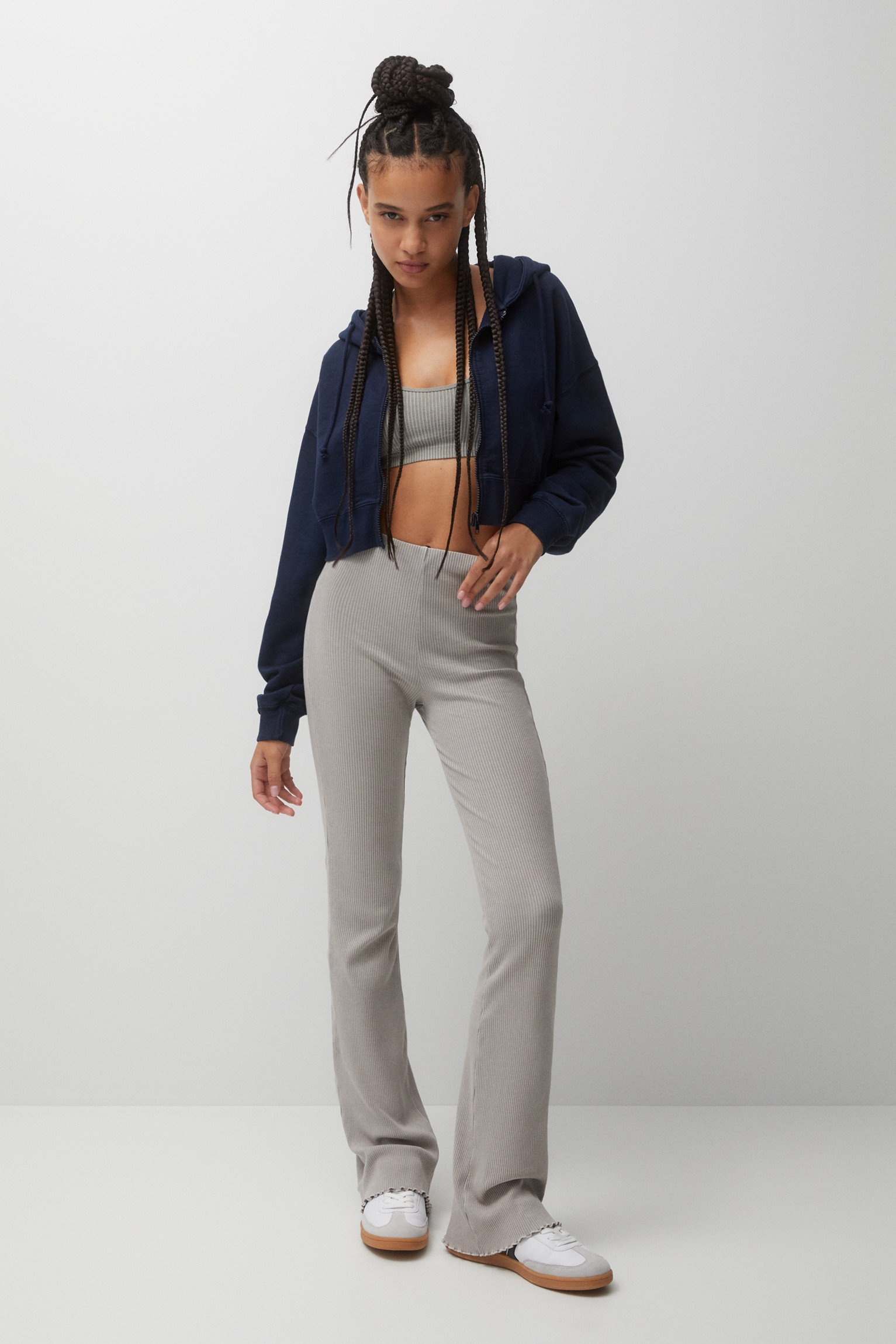 Cropped sweatshirt with zip | PULL and BEAR UK