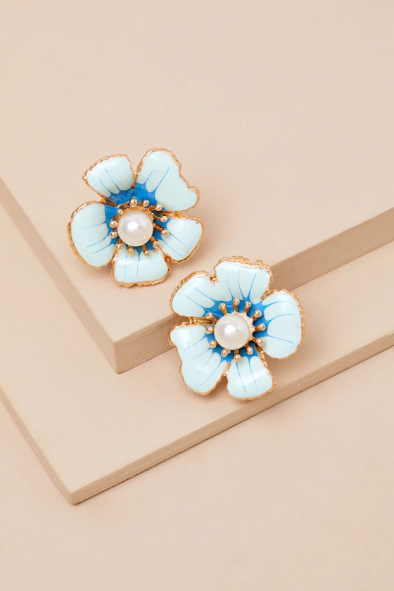 Soraya Light Blue Flower Pearl Stud Earrings | Lulus
