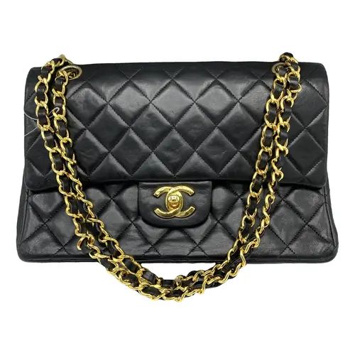 Timeless/classique leather handbag Chanel Black in Leather - 40714413 | Vestiaire Collective (Global)