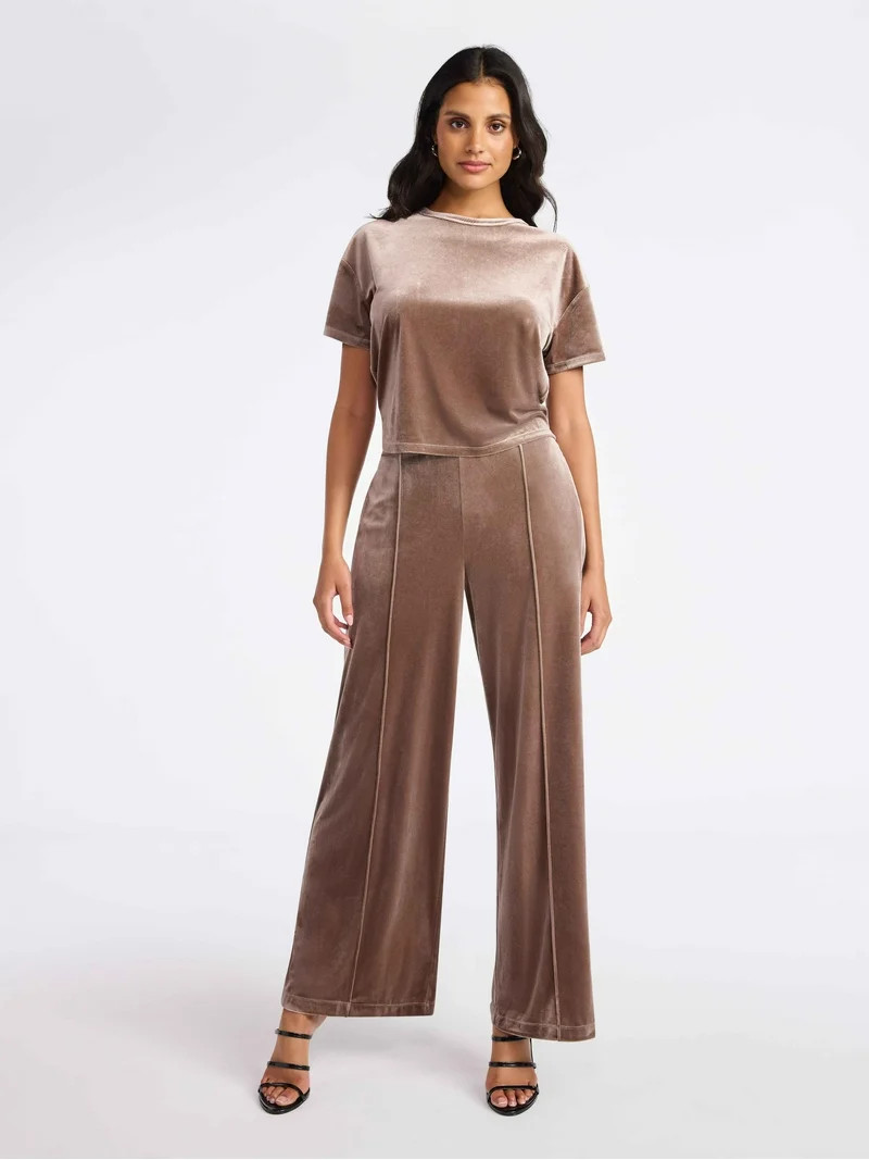 Sofia by Sofia Vergara Women's and Women's Plus Size Velvet Wide Leg Pants, 32" Inseam, Sizes XS-... | Walmart (US)