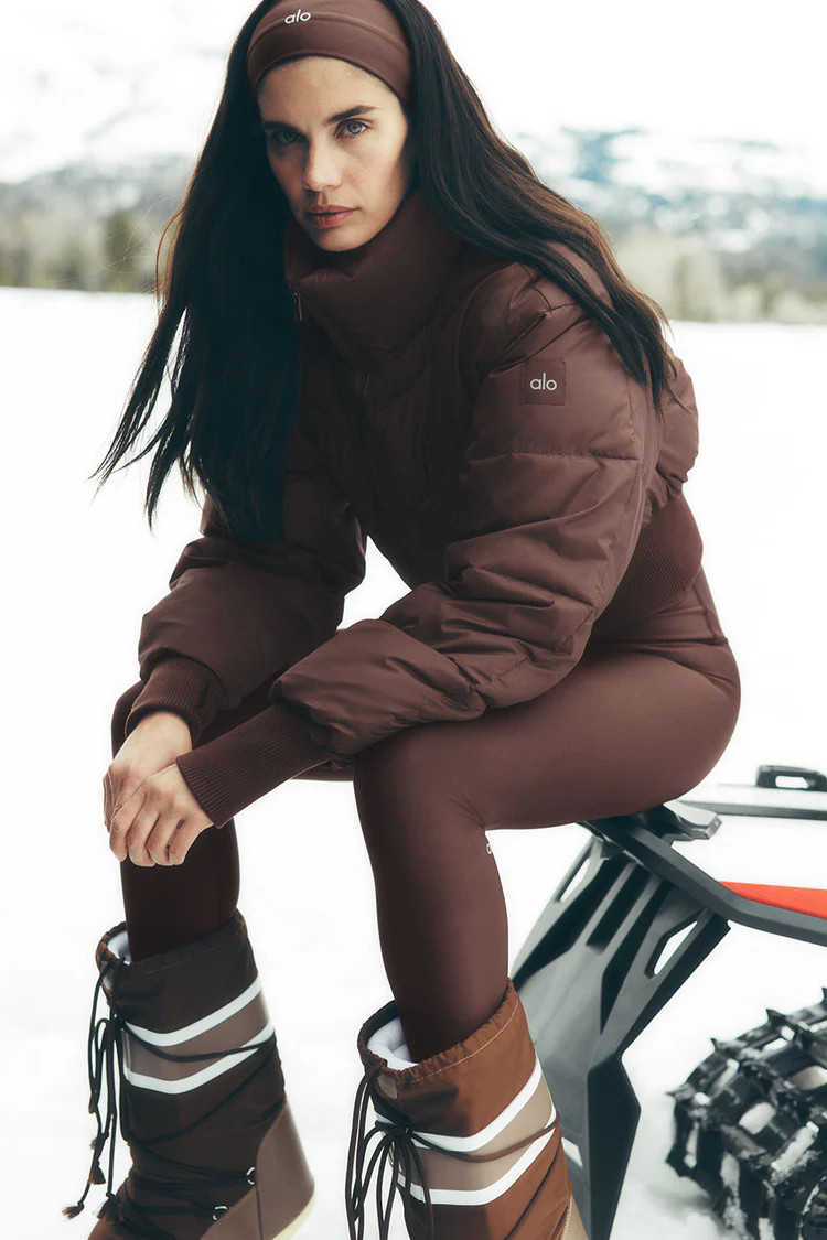 Cropped Atmosphere Puffer | Alo Yoga (US)