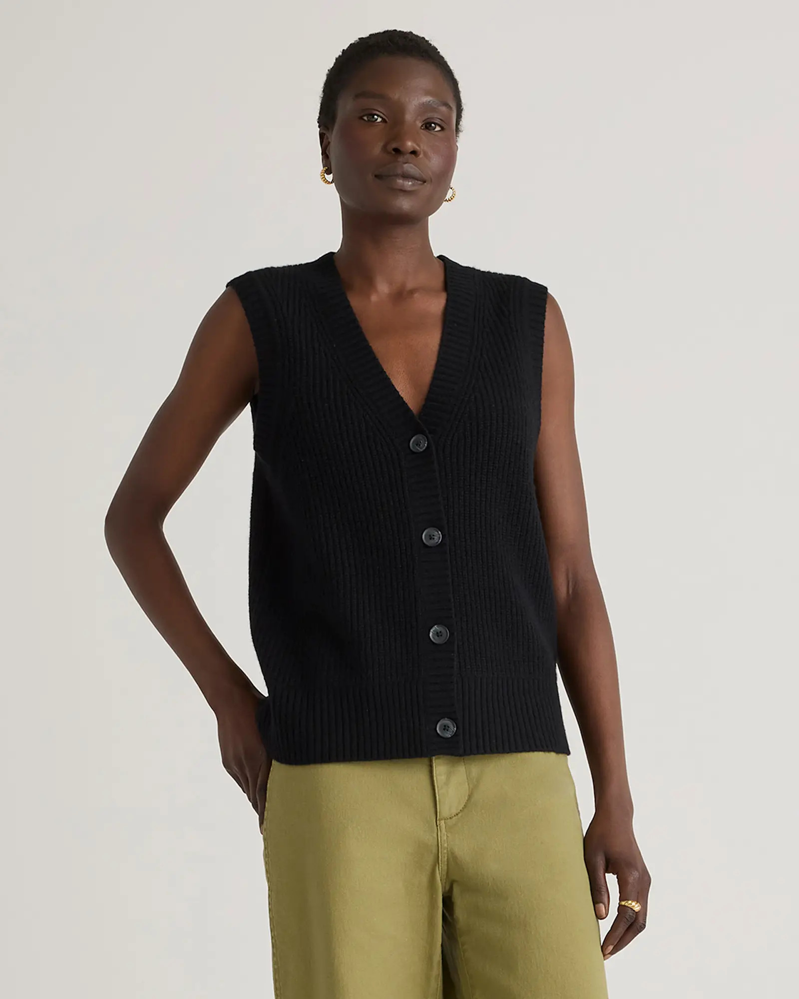 Mongolian Cashmere Fisherman Sweater Vest in Black | Quince