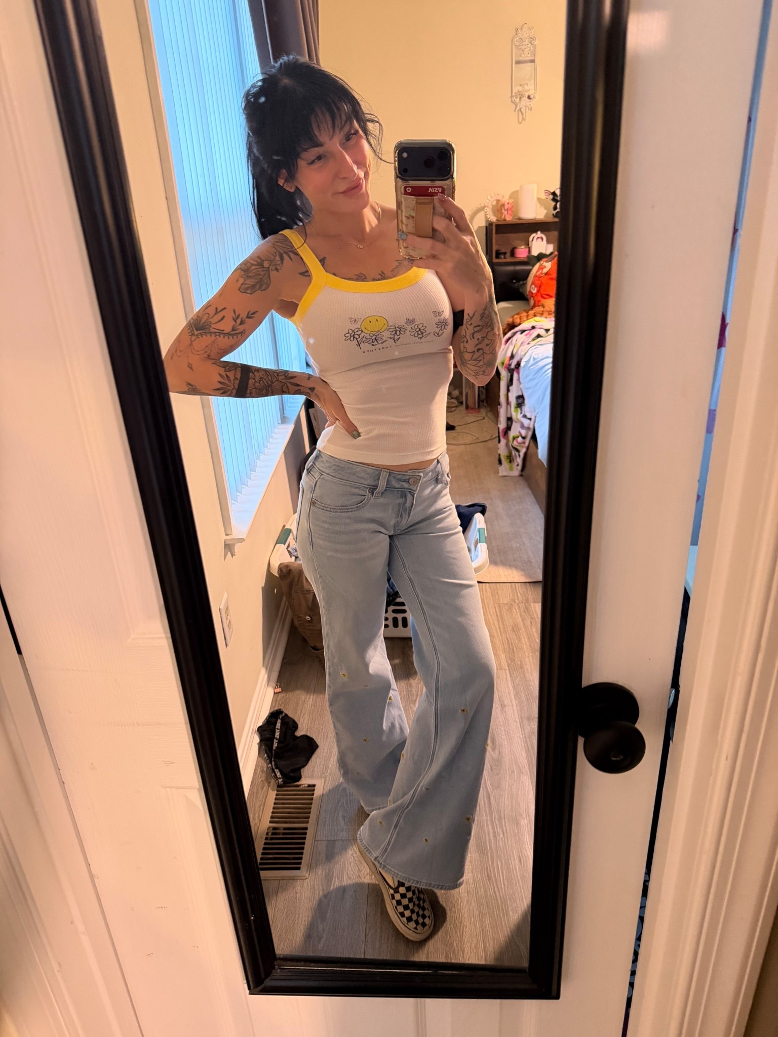 American eagle giving me life with the smiley collection!! 

#LTKmomlife #LTKSeasonal #LTKPetite