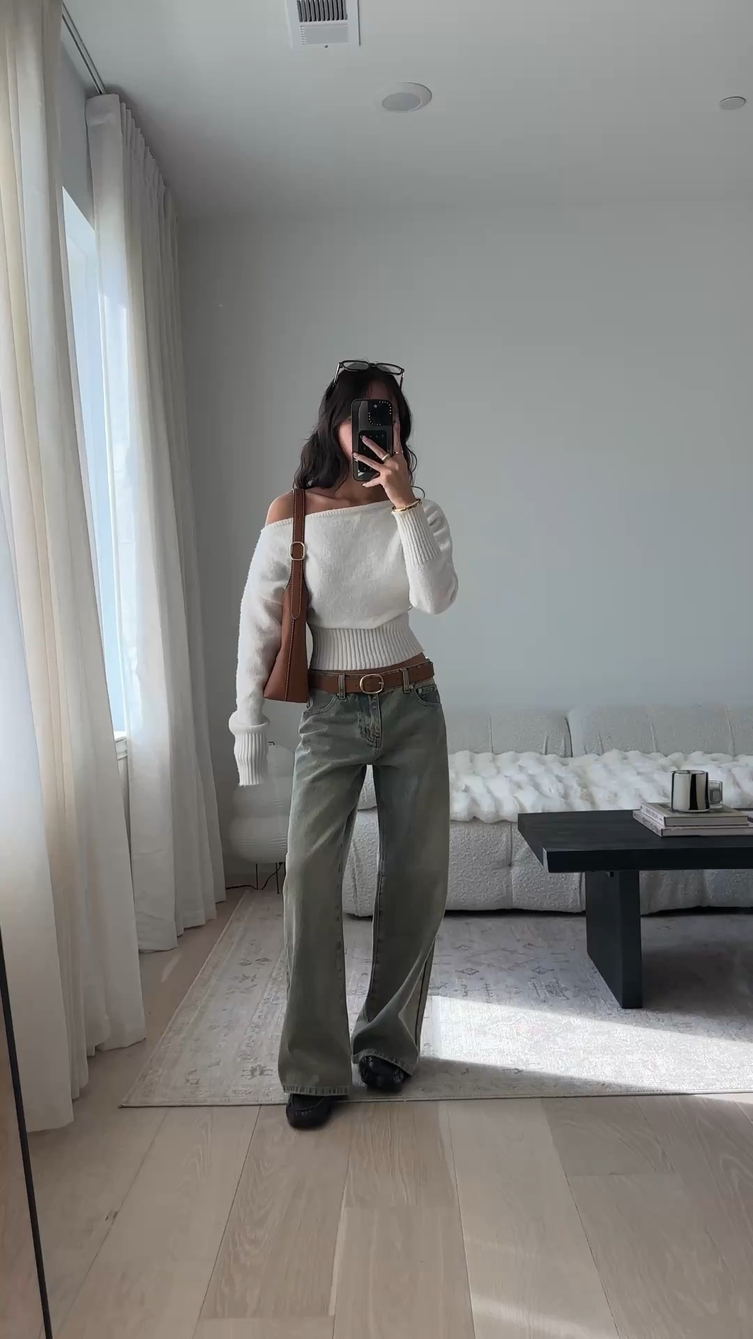 how i’m styling the 454 shoulder bag this fall 🍂 #katespadenypartner #katespadeny @katespade