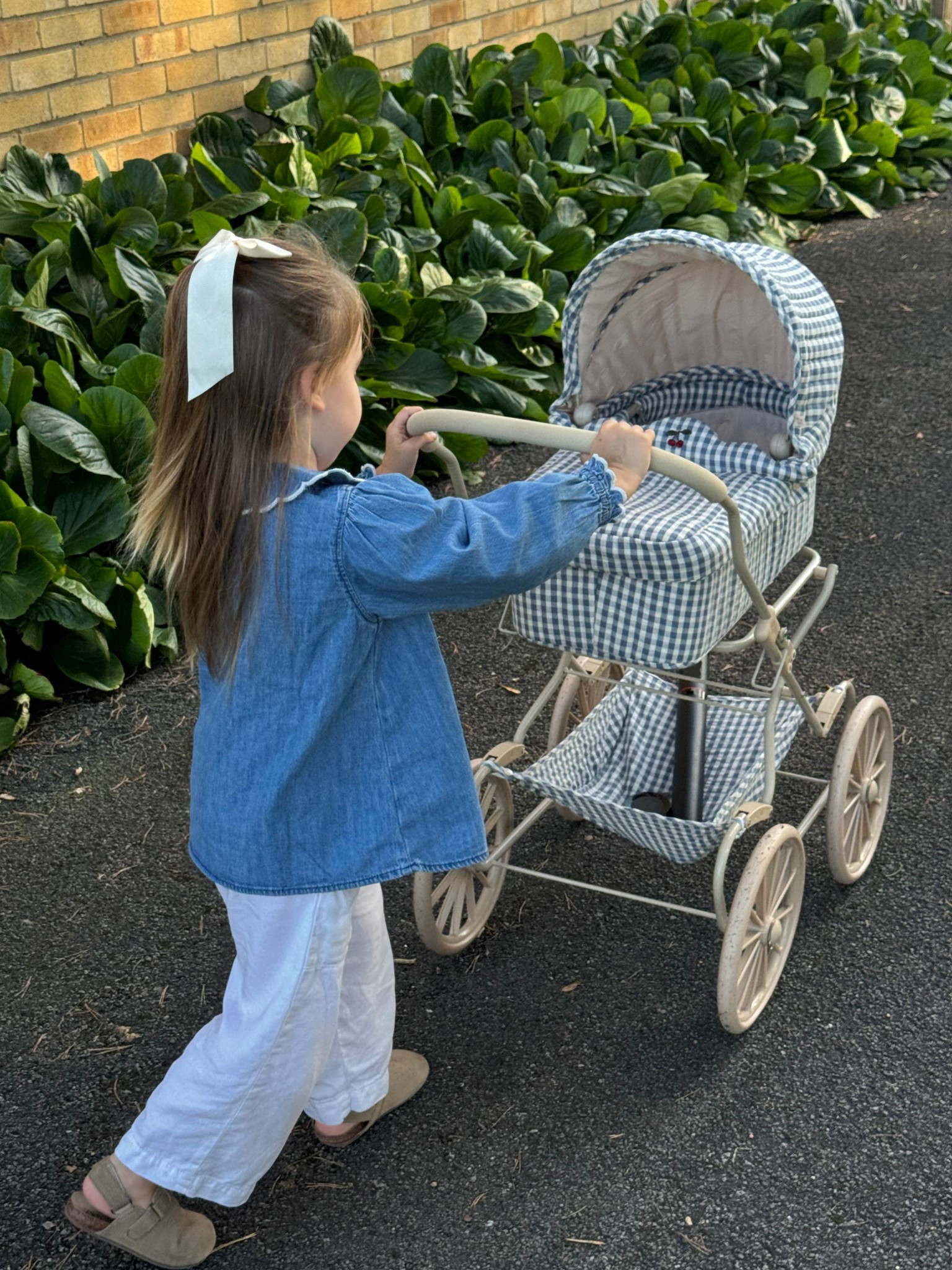 This doll pram is the most beautiful christmas gift for any dolly loving little ones in your life 

#LTKeurope #LTKkids #LTKgiftguide