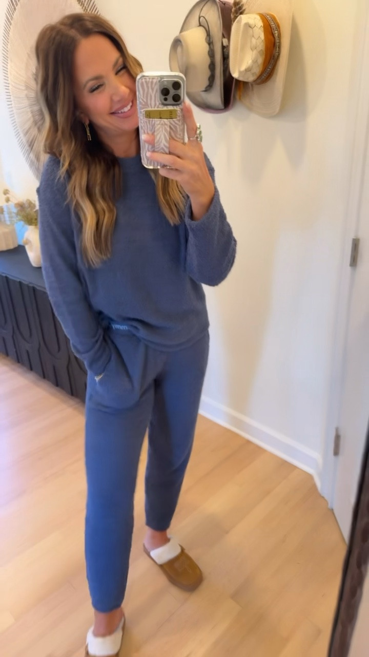 the COMFIEST set! ♥️

#LTKSaleAlert #LTKBeauty #LTKSeasonal