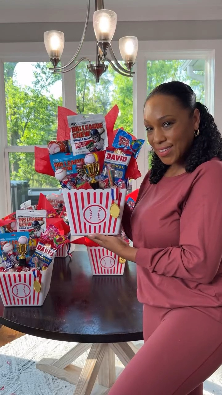 Championship game day snacks for the win!🏆🥇🙌🏾

Whether it’s baseball, soccer, basketball, or just a fun weekend game, these snack ideas are easy to recreate and perfect for the whole team. I used simple, affordable items to create a “winner-worthy” snack setup and everything’s linked for you to shop!

Great for:
	•	End-of-season celebrations
	•	Game day snacks for kids
	•	Easy sports snacks for teams
	•	DIY snack ideas for sports moms

Tap to shop the exact snacks, medals, and containers I used to pull it all together!

#GameDaySnacks #SportsMomIdeas #BaseballSnacks #TeamSnackIdeas #LTKKids #LTKFamily #LTKParty
