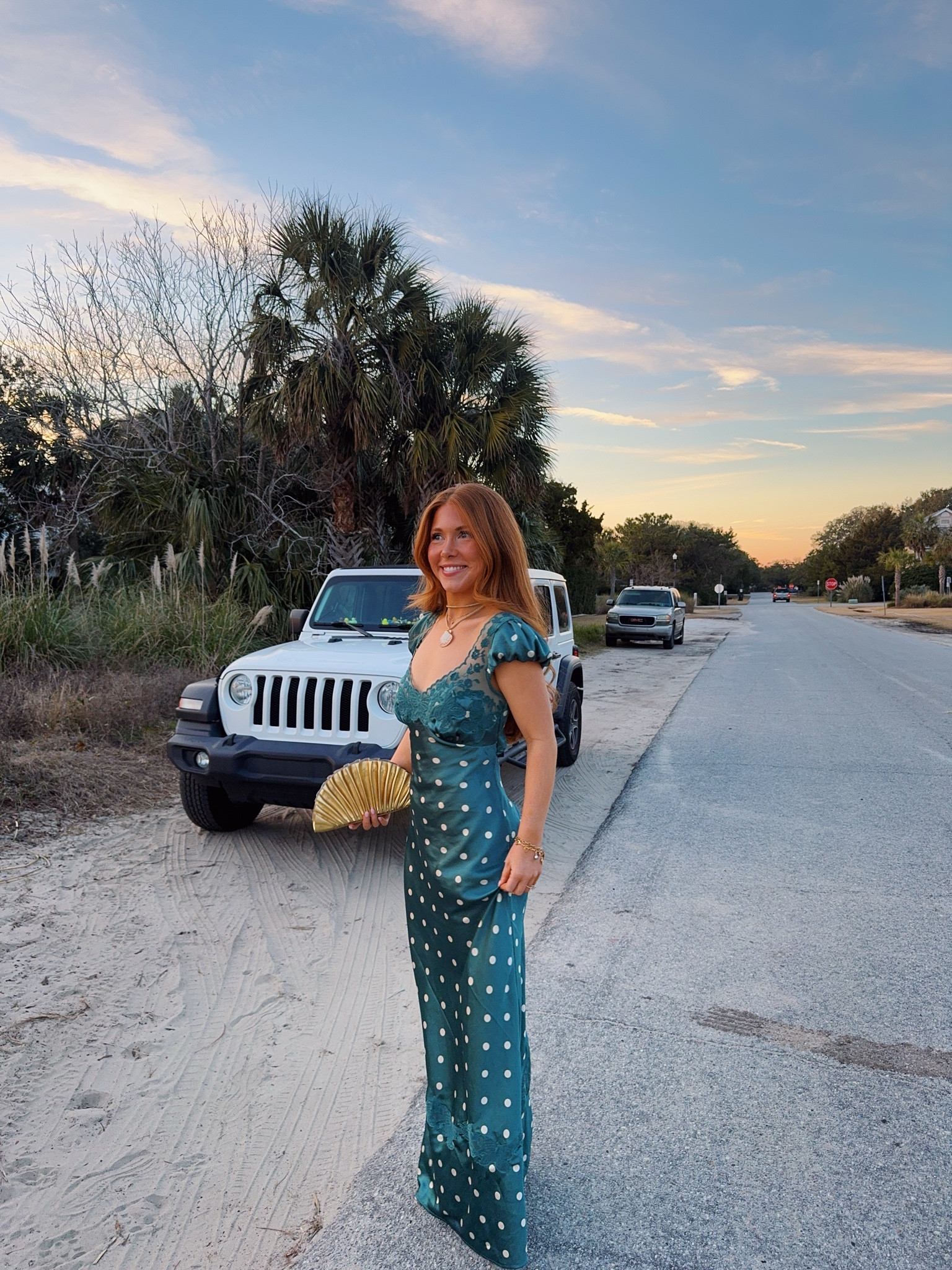 wearing an XS! Comes in so many colors!! Also linked my clutch 🐚

#LTKSeasonal #LTKWatchNow #LTKGiftGuide