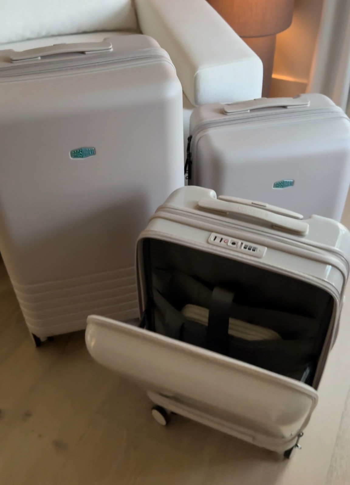 Scroll to shop!! Follow for more!!! Xo! ✨

#LTKHoliday #LTKGiftGuide #LTKFindsUnder100