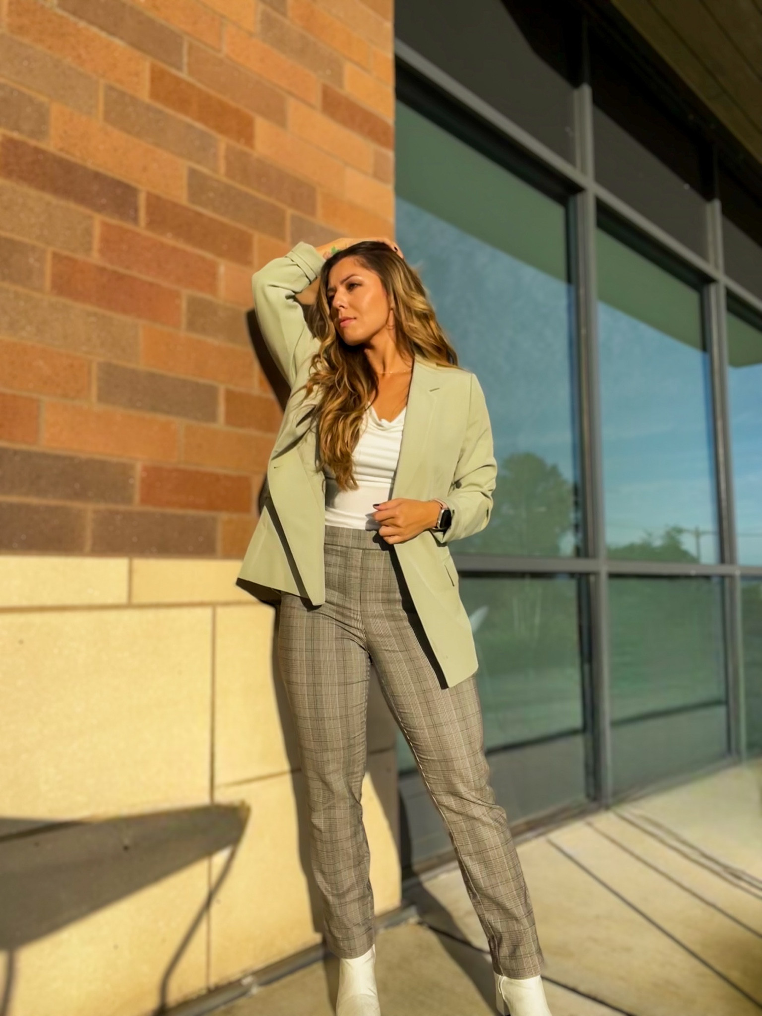 This sage green blazer is everything 🙌 
I’m wearing a Medium!
Currently on sale on Amazon for 68% off! Run!

#LTKmidsize #LTKstyletip #LTKsalealert