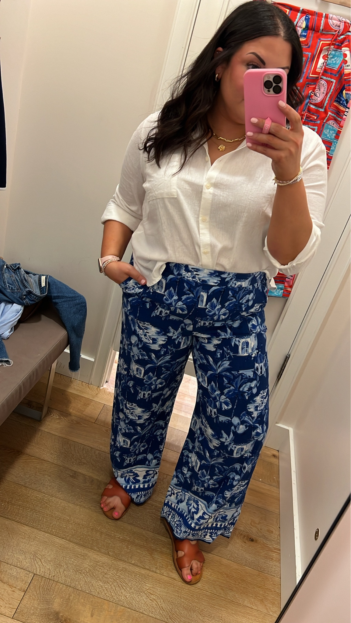 XL top and XL in these pants 😍

#LTKSaleAlert #LTKStyleTip #LTKMidsize