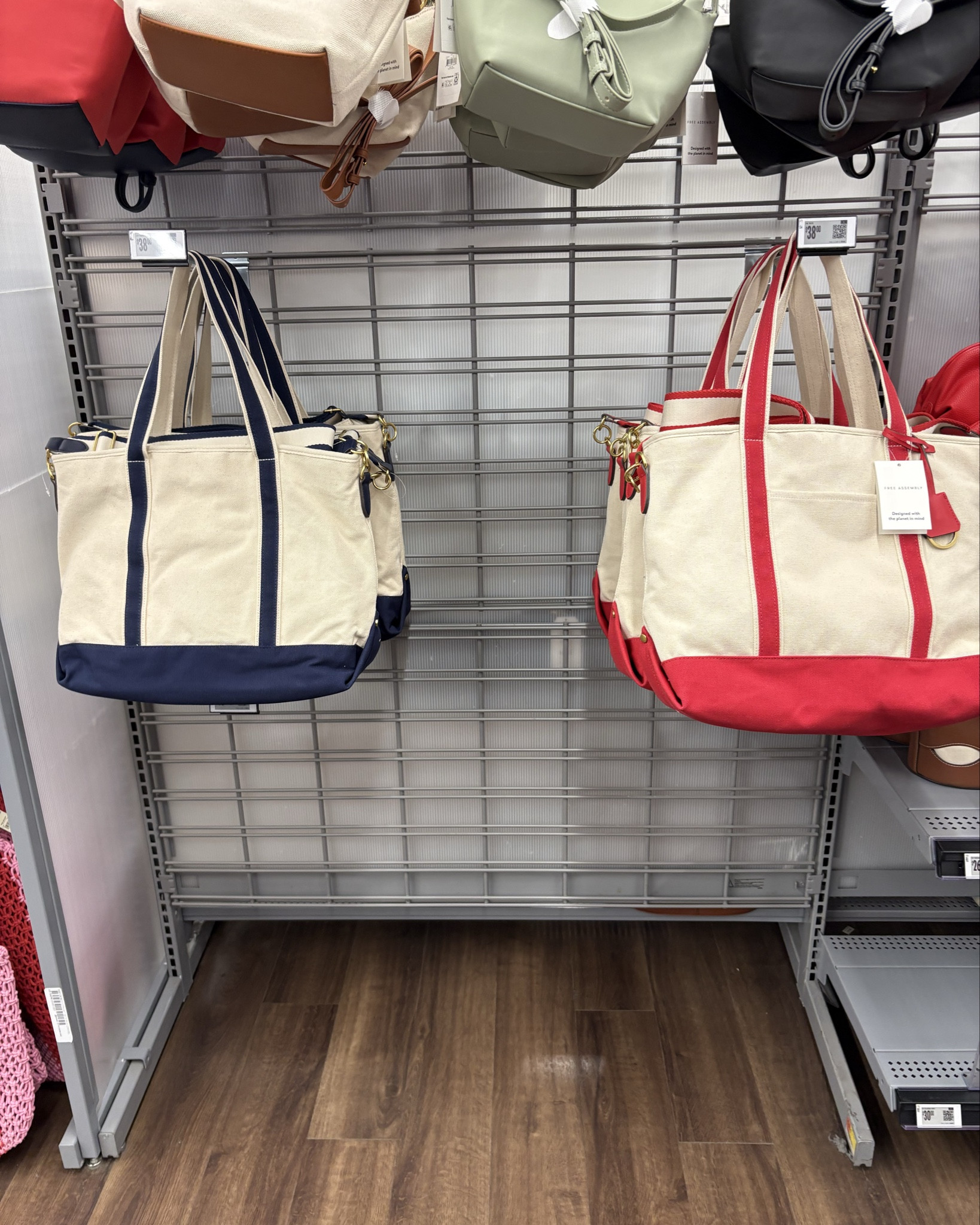 Free Assembly Canvas Tote 

#LTKBeauty #LTKSeasonal #LTKmomlife