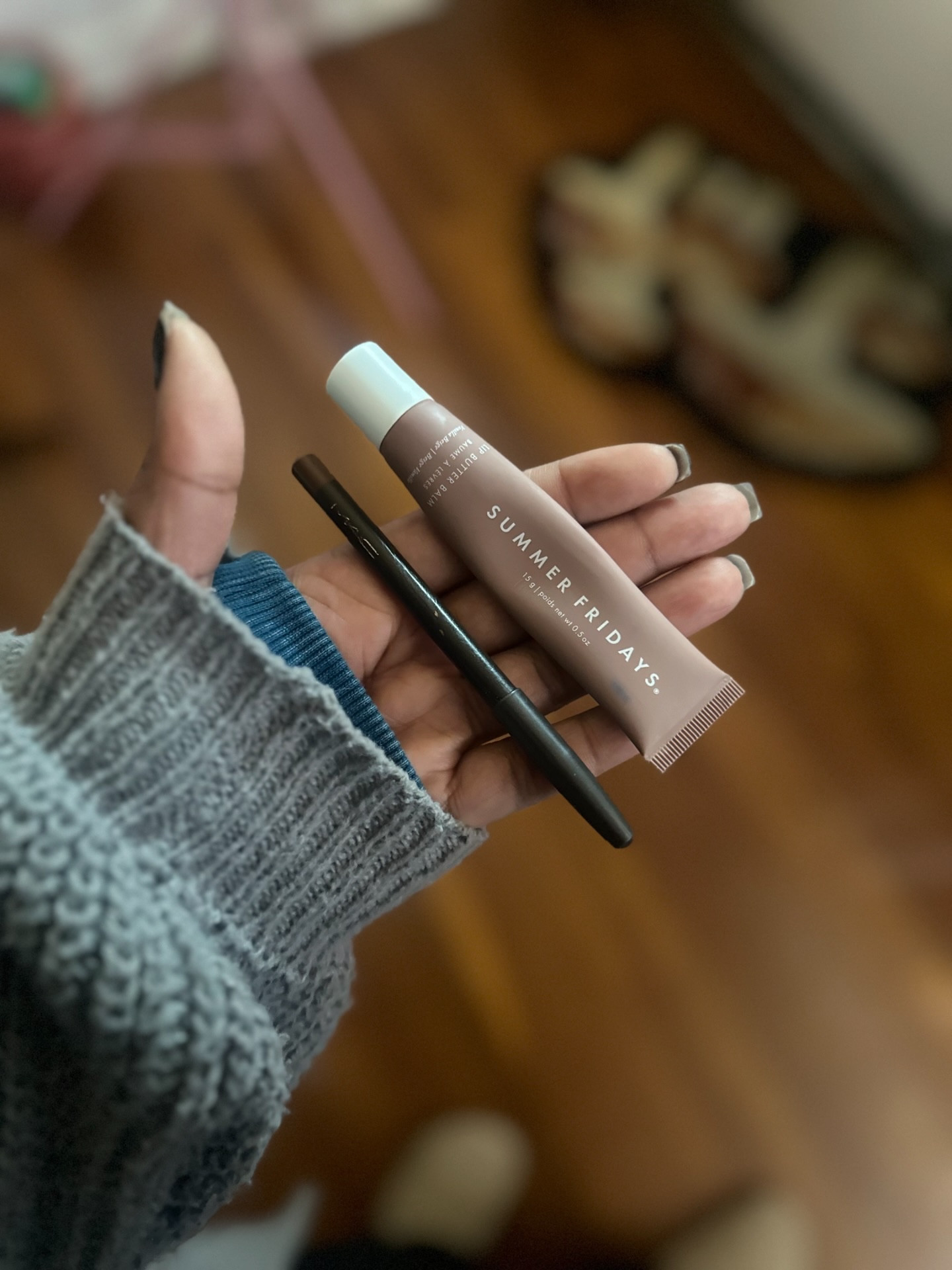 Officially cozy girl season… and honestly, I’ve never felt softer, warmer, or more in my element. 🧸✨ 

There’s something about this era that just hits different—comfort, confidence, and a little quiet luxury. Stay tuned… the inspo that’s coming next? Yeah, you’re gonna want to save every single one.

Follow my LTK for links. 
🔗 in bio.

#CozyGirlSeason #SoftLifeEnergy #FallFashionInspo
