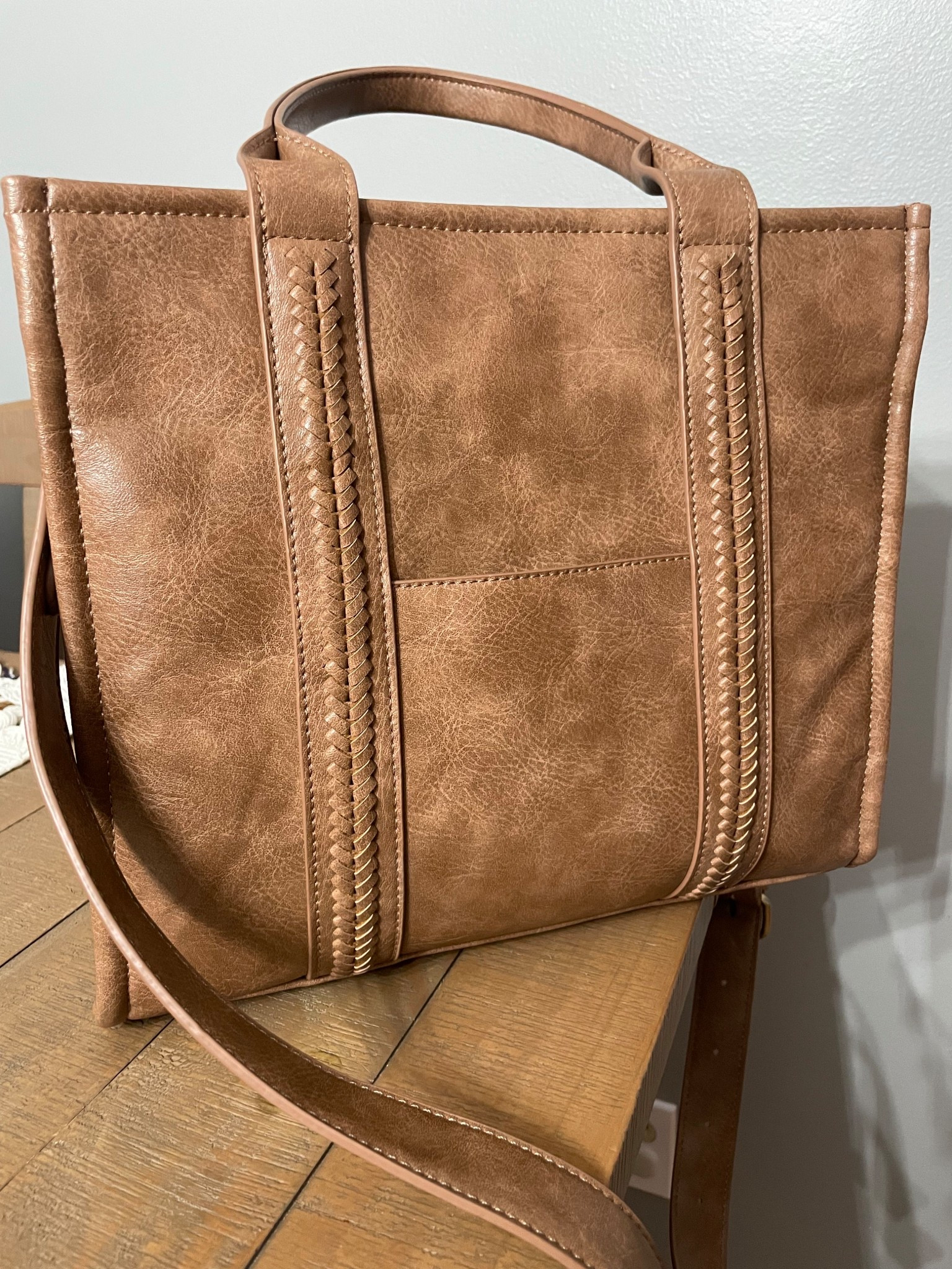 Jessie & James conceal carry tote bag in taupe.

#LTKootd #LTKFindsUnder100 #LTKmomlife