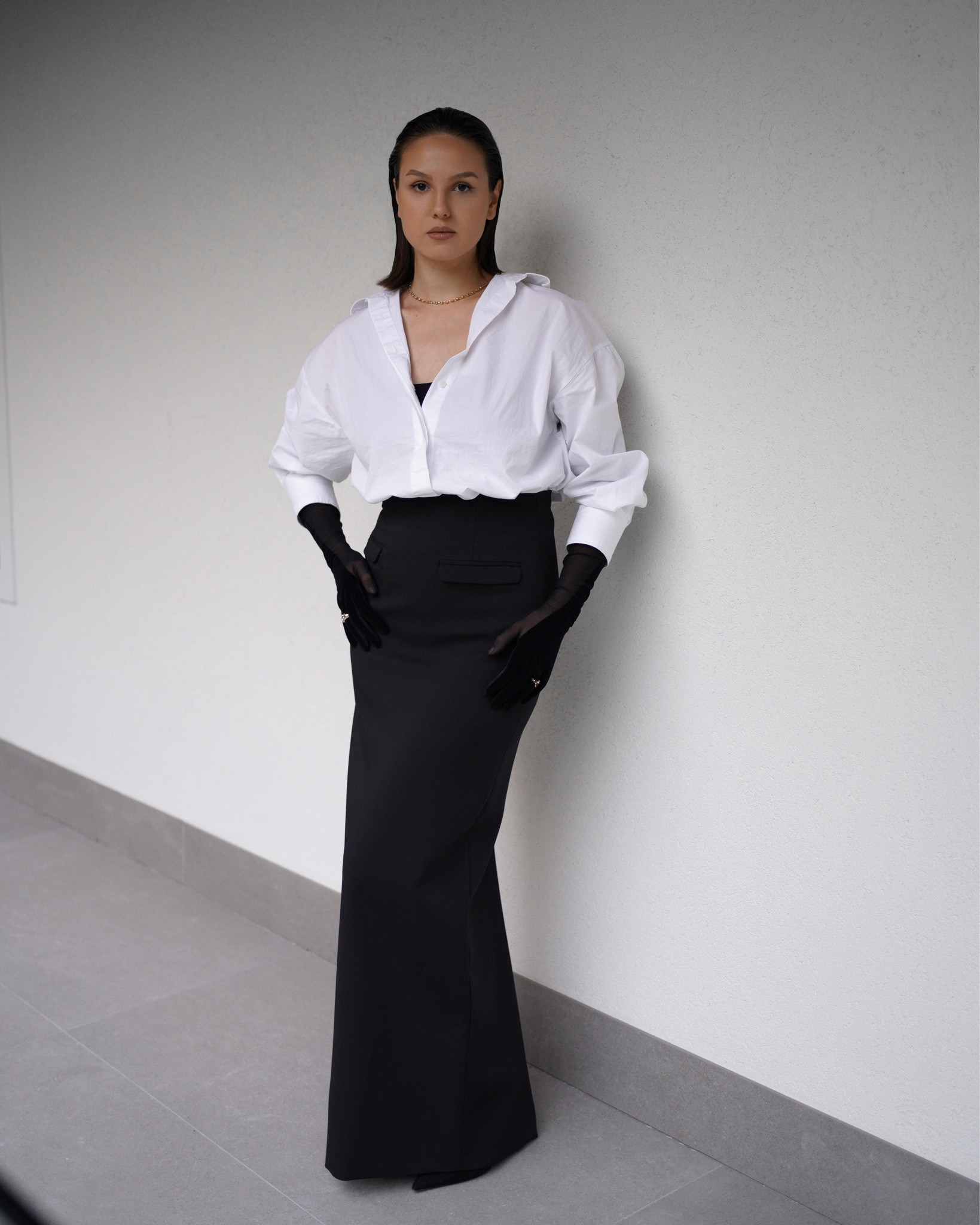 I found these long gloves at a lower price and they fit perfectly with my maxi skirt and white shirt. 



#longgloves #muglergloves #maxiskirt #oversizedwhiteshirt 

#LTKstyletip #LTKunder50 #LTKbeauty