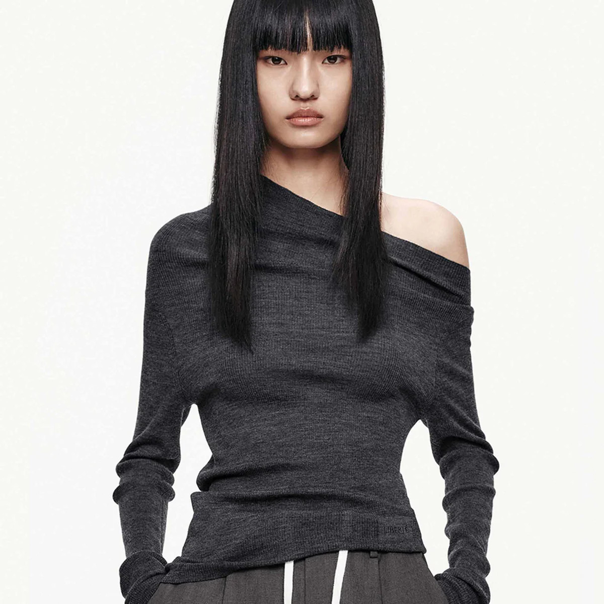 MO&Co. Women's One-shoulder Pure Wool Knitted Top in Black | MO&Co.