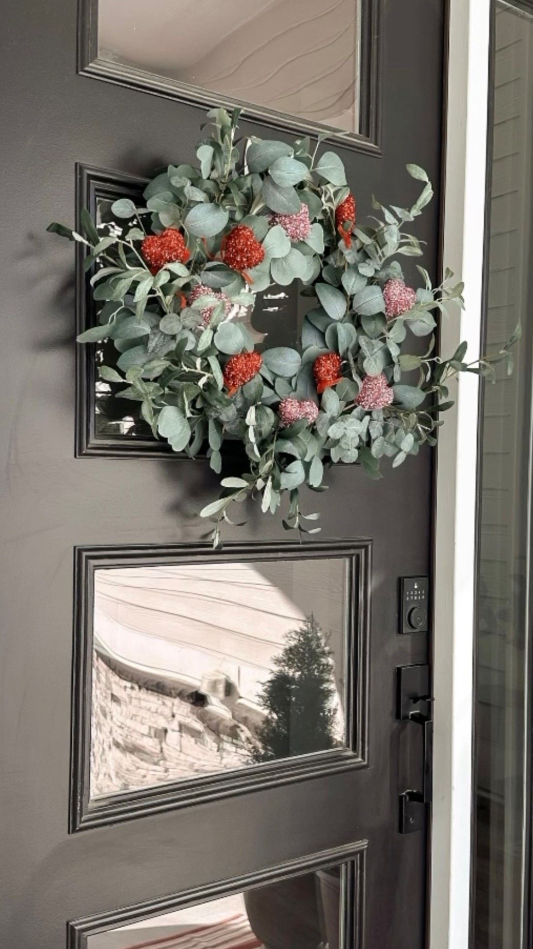 Valentine Wreath ❤️

#LTKHome #LTKSeasonal