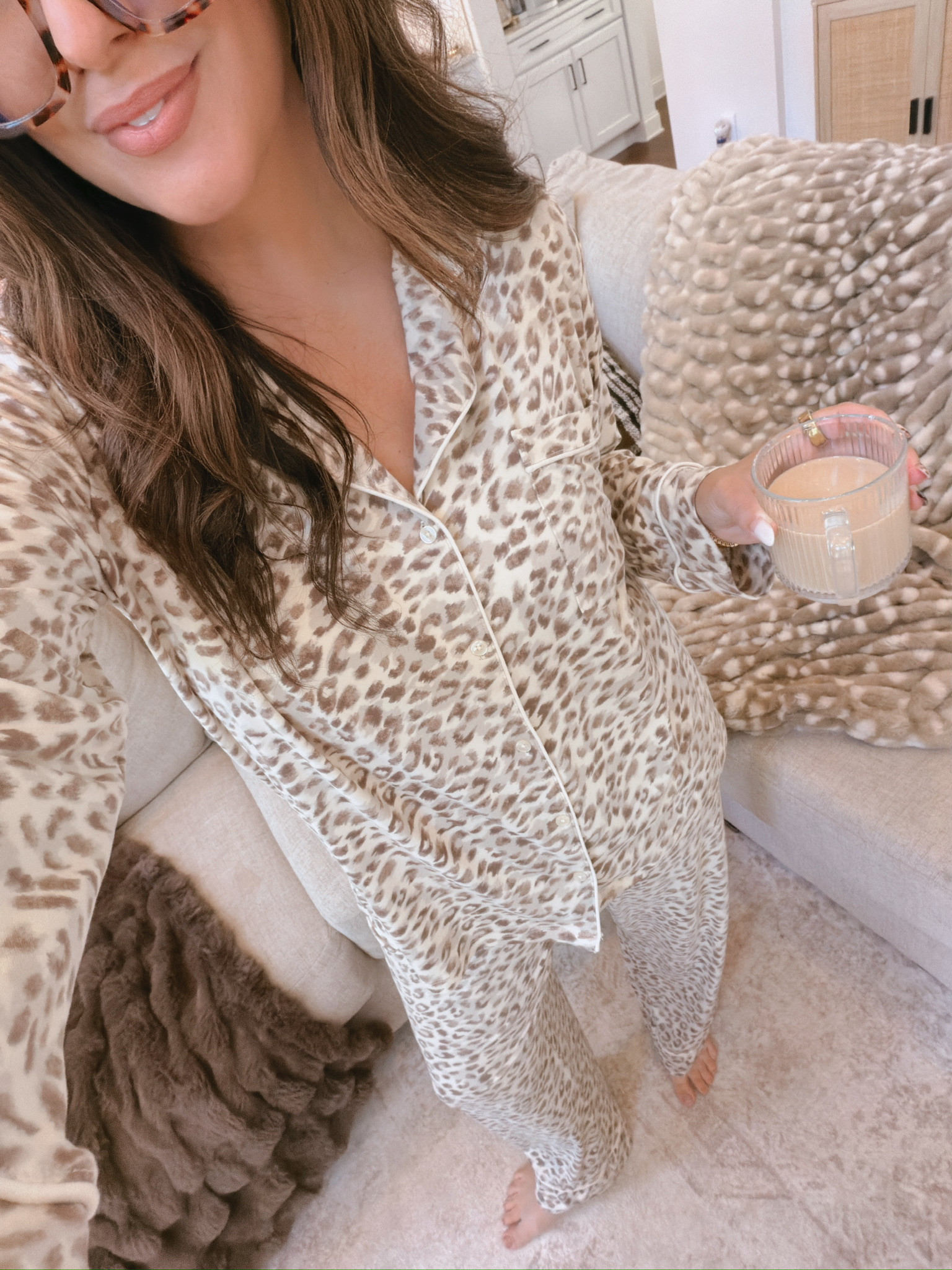 wear an XL

#LTKSeasonal #LTKMidsize