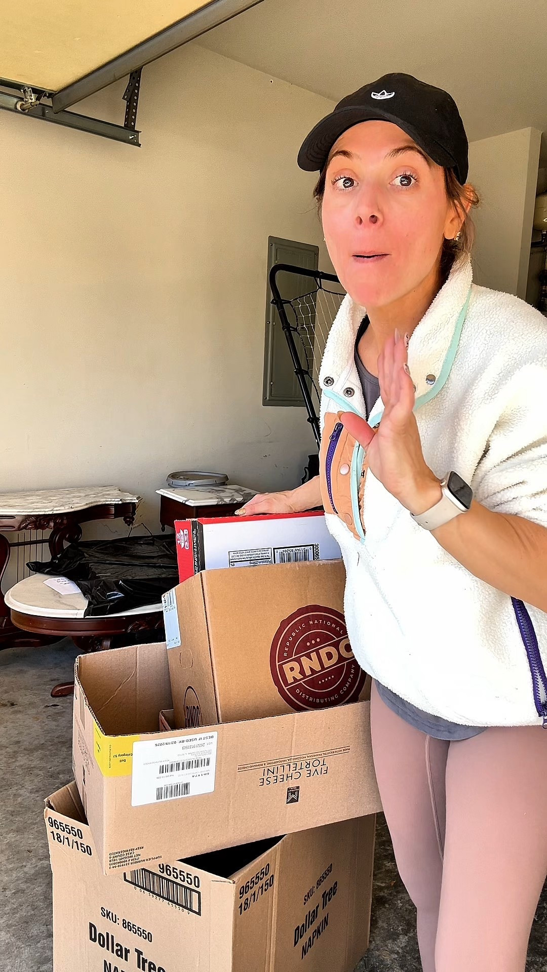 Every package I order somehow turns into his job 📦😅
So I finally got my husband a tool that makes breaking down boxes fast and painless.

This cordless electric scissors cuts through cardboard, thick shipping boxes, carpet, leather, and fabric with ease. No more fighting box cutters or destroying your hands trying to get recycling done.

It has multiple speed settings, a built-in LED light for precision cutting, and a clear display that shows battery life and speed level so you’re never guessing. It’s rechargeable, powerful, and actually fun to use.

If online shopping has taken over your house and the cardboard cleanup is becoming a whole situation… this is the solution.

Bonus: it’s on sale and ships free 👏

#AmazonMustHaves
#MarriageHumor
#HomeOrganization
#MomLife
#DIYLifestyle