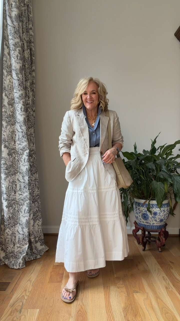 Easy, polished, and so wearable 🤍

A flowy white dress + a lightweight blazer is one of those combinations that just works every time. It’s comfortable enough for all day but still looks elevated and put together.

If you’ve been looking for something simple that feels a little more refined, this is it. 

Everything linked for you 🫶🏻 

 

#LTKootd #LTKSeasonal #LTKOver40