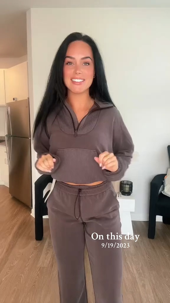 Still my favorite set for this fall ☕️🍂



UGG Clogs, UGG outfits, Fall outfits, lounge outfits, comfy fall outfits, fall colors, lululemon set, lululemon outfit, lululemon fall, softstreme, softstreme set, lululemon espresso, fall shoes, comfy fall shoes, casual fall outfit, how to style 

#LTKShoeCrush #LTKSaleAlert #LTKVideo