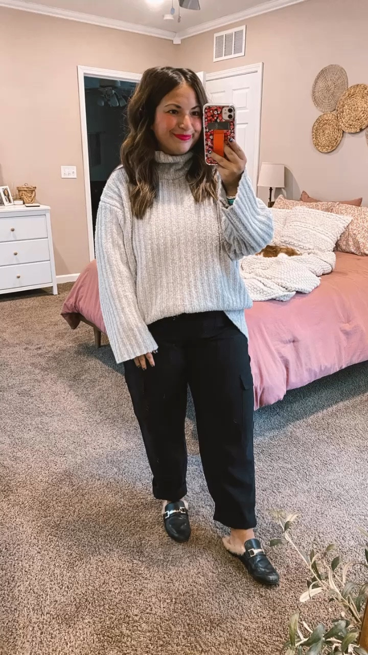 Super cozy neutral fit! Head to toe Target.

mules: fit true to size // wearing a 5
pants: fit true to size // wearing a large
sweater: fits true to size // wearing a large

#LTKStyleTip #LTKFindsUnder50 #LTKFindsUnder100