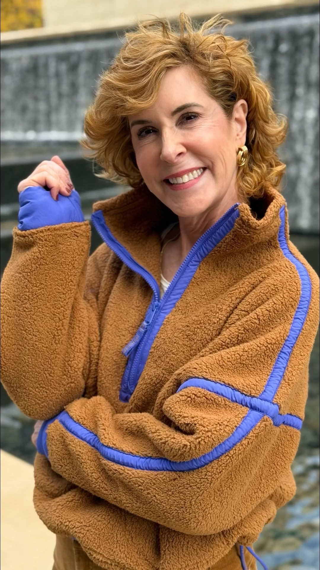 Cold calls for Cozy… and this fleece is delivering big time! When the temps drop, I’m all about soft, snuggly layers that still feel cute for running around town. This Free People Movement plush half-zip with sporty contrast trim is officially my new winter BFF! If you want to bundle up in happy-hug vibes too, click through to check out all of the color options.