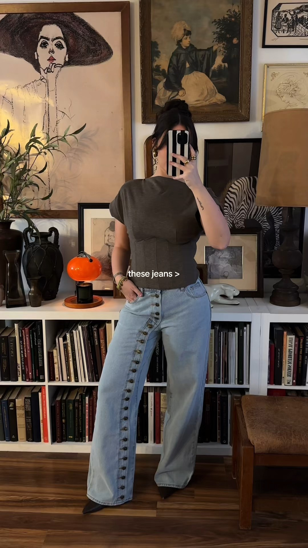 The cutest jeans!! Wearing a size US 6 & I’m 5’4 for reference!

#LTKootd