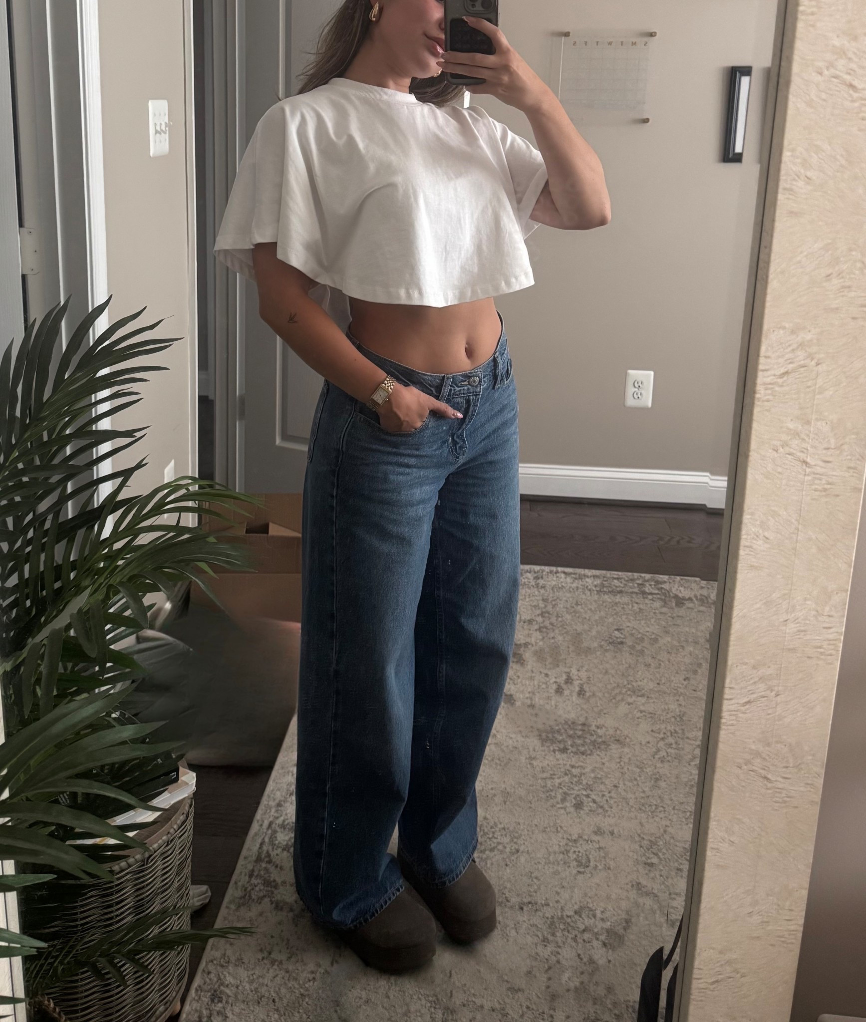 🌟 Recent find🌟 Just found the perfect pair of jeans—affordable, insanely comfy, and the fit is chef’s kiss. Available in short & tall lengths, mid-rise, and the perfect baggy cut!

Me 🤝 Old Navy for fall fashion

#LTKStyleTip #LTKFindsUnder50